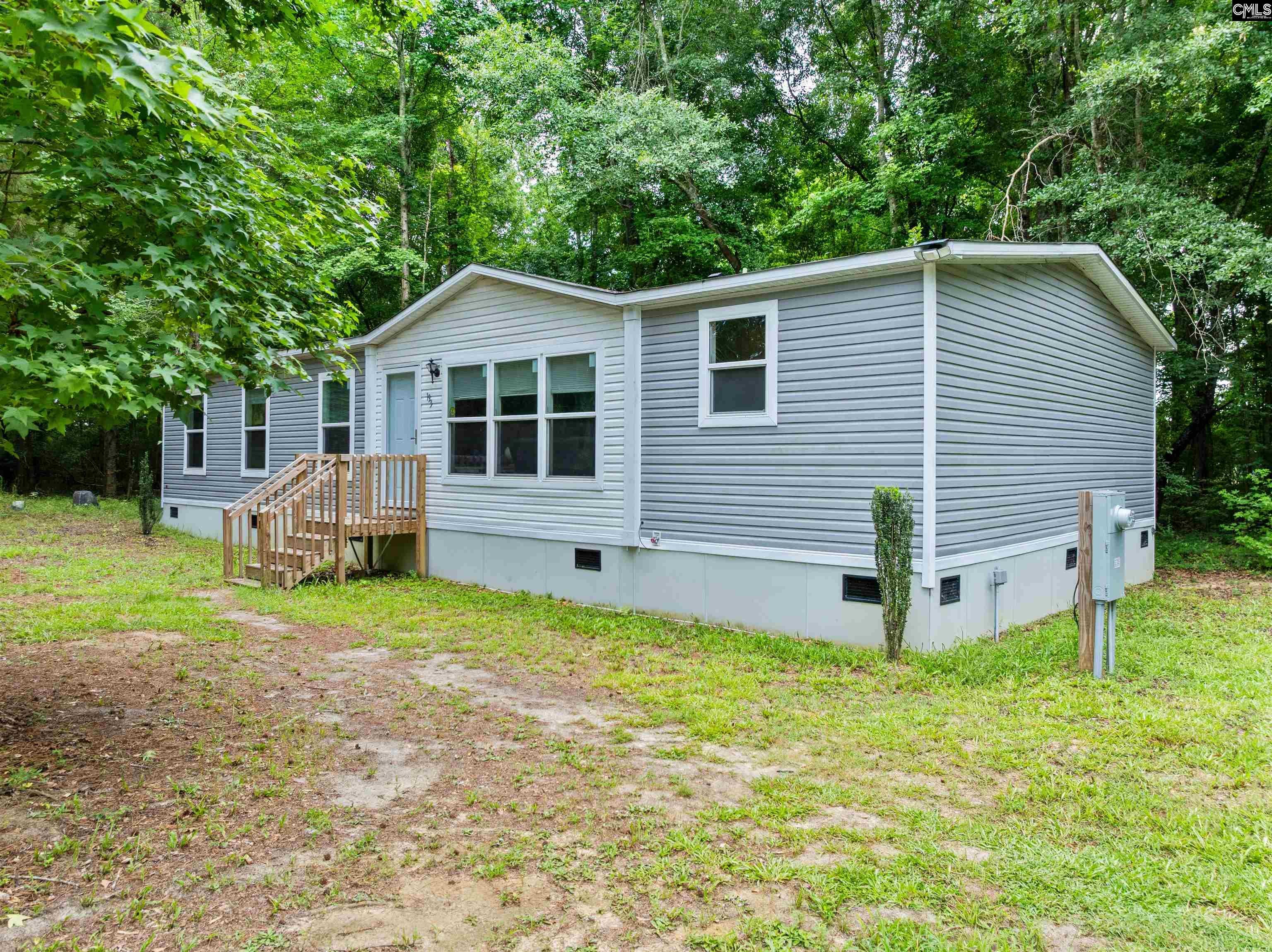 193 Mott Drive — photo
