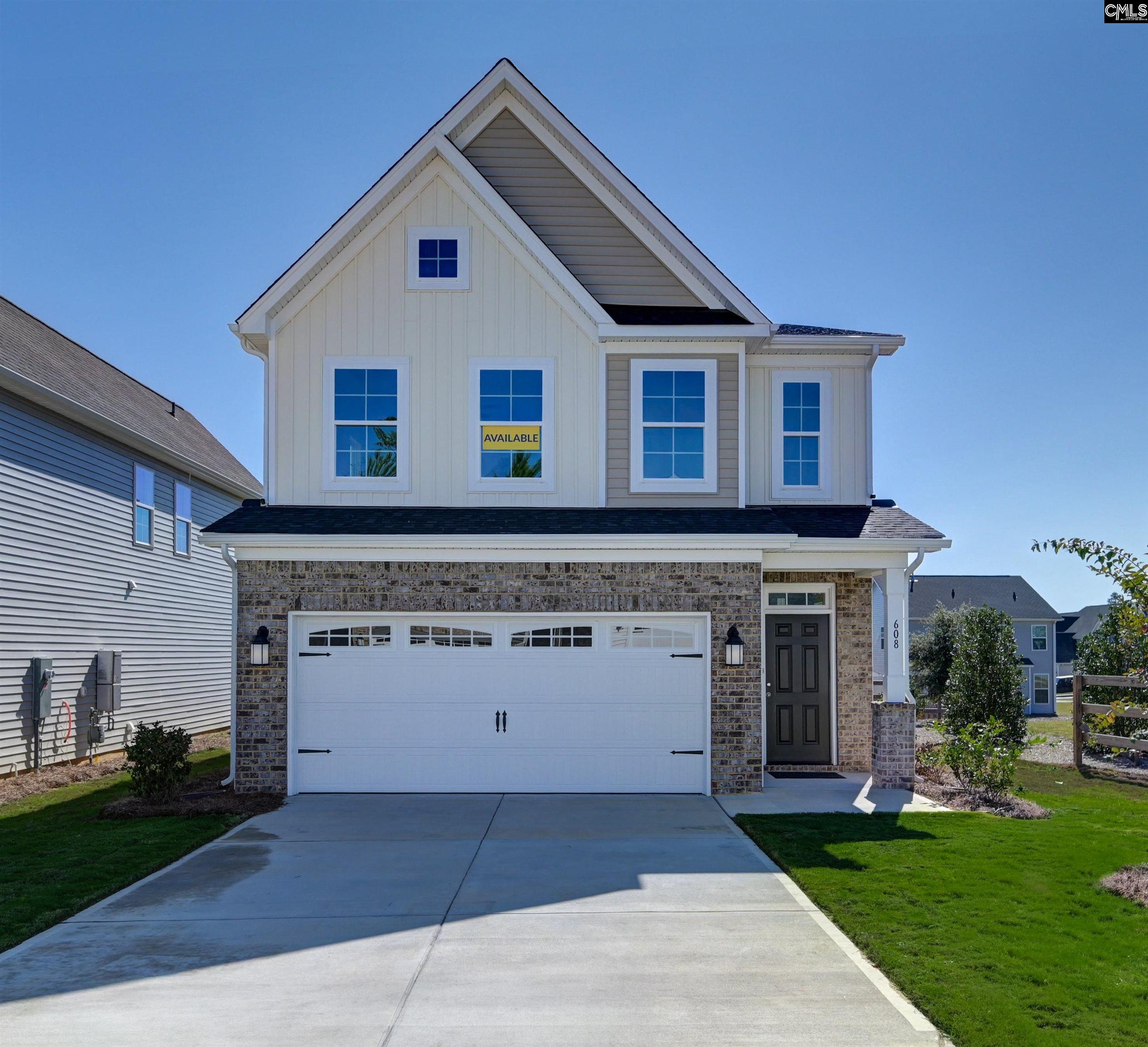 636 Thunder Gulch Avenue — photo