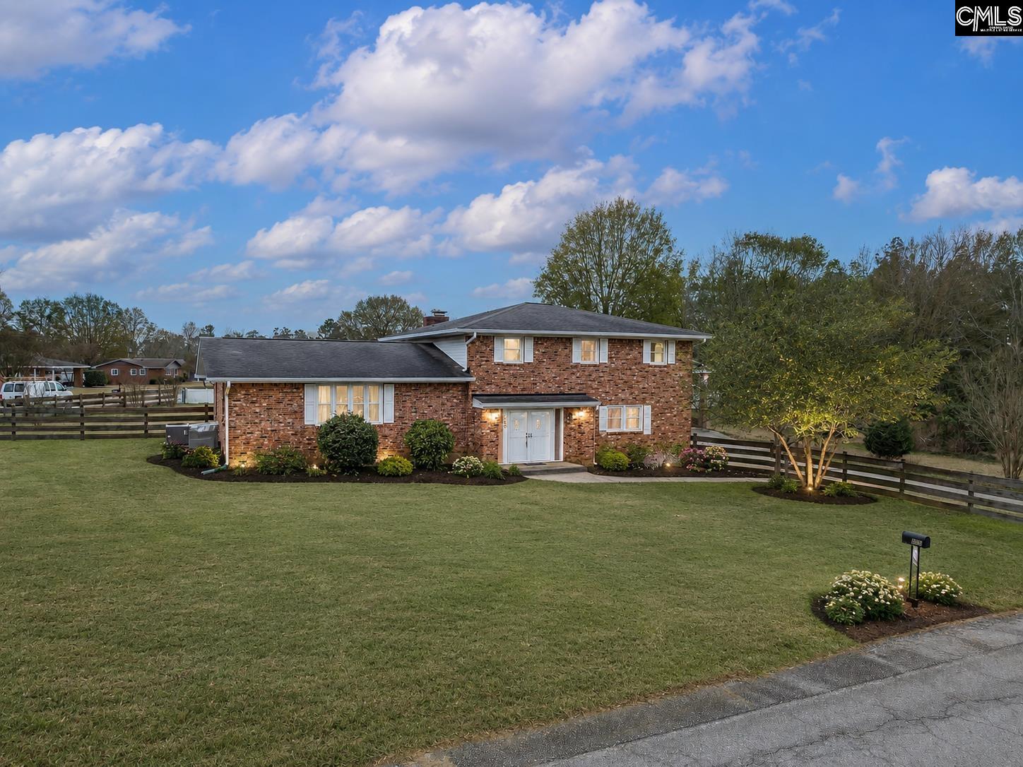 560 Edisto Drive — photo