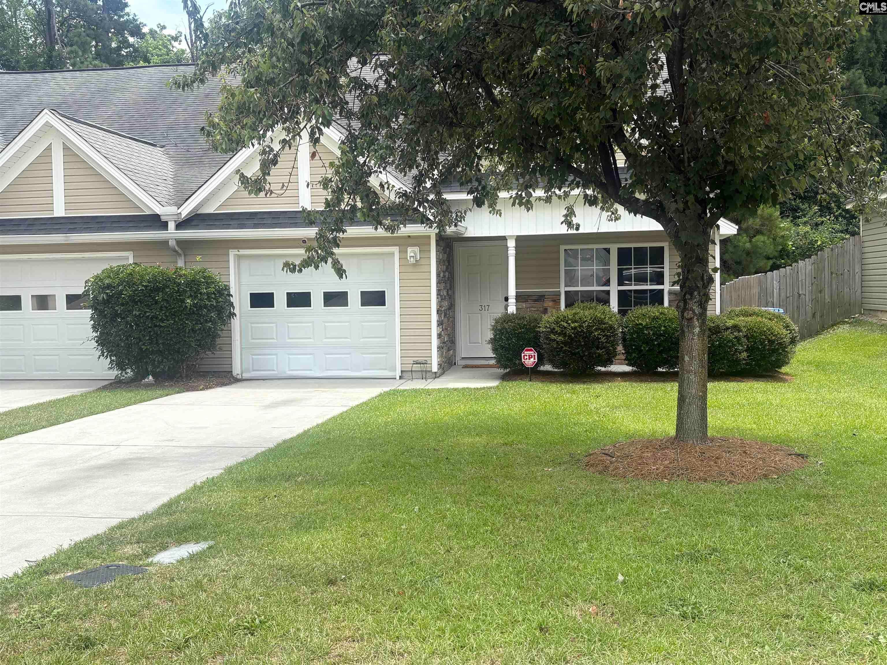 317 Eagle Feather Loop — photo