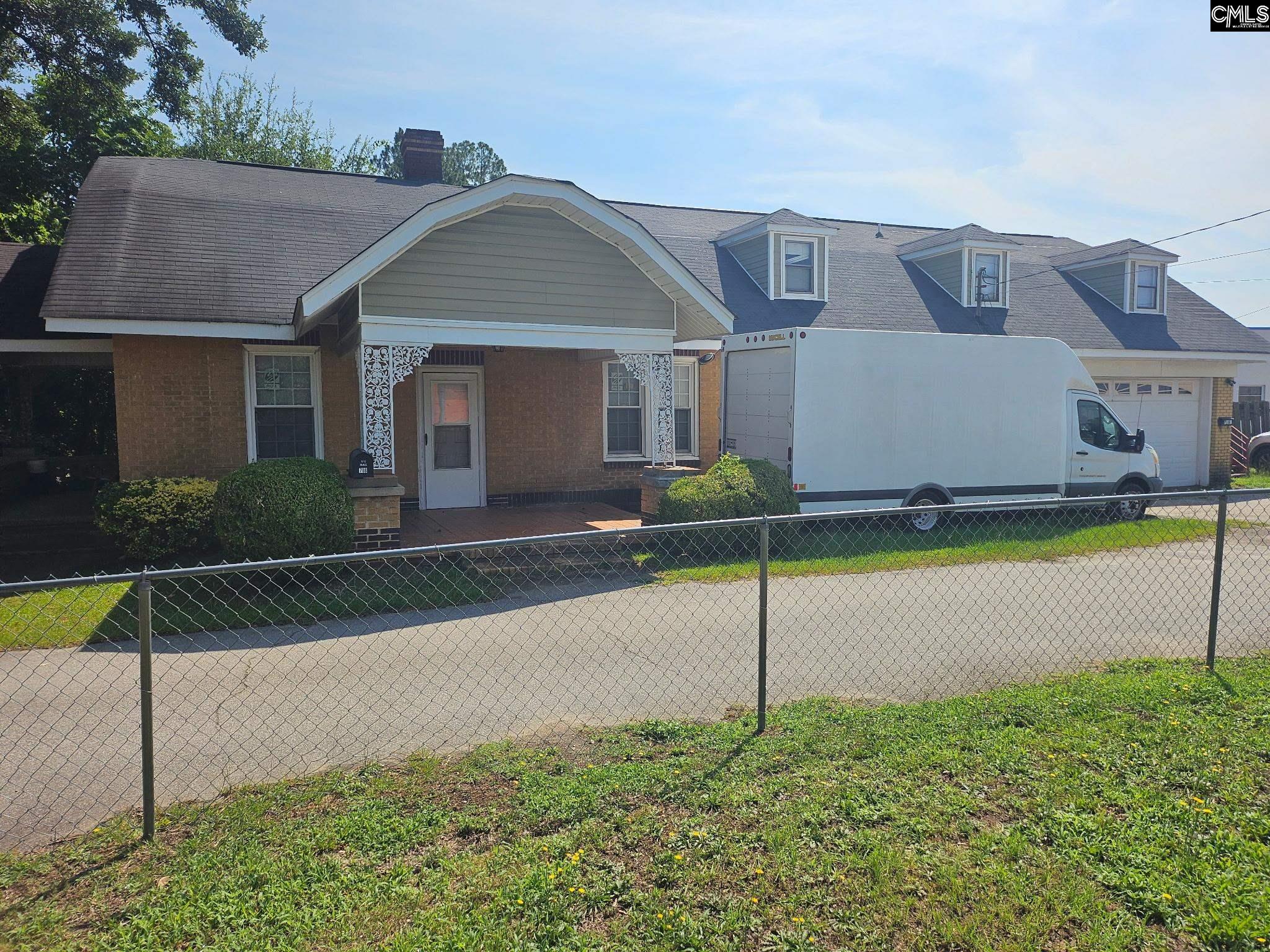 718 Broad River Road — photo