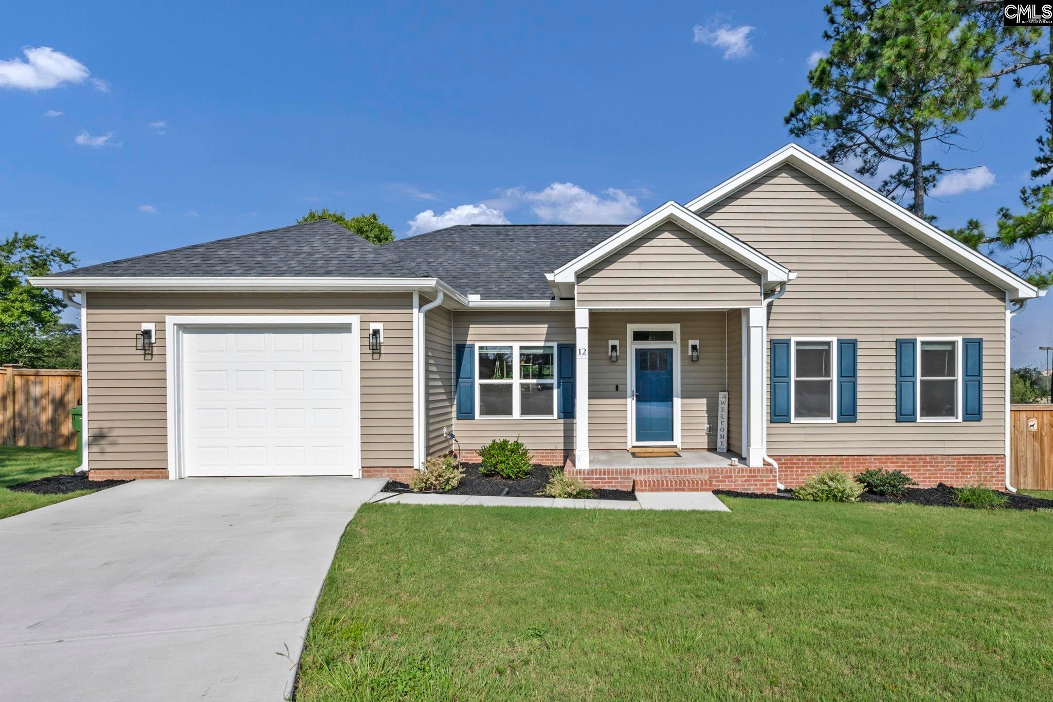 12 Magnolia Bay Court — photo