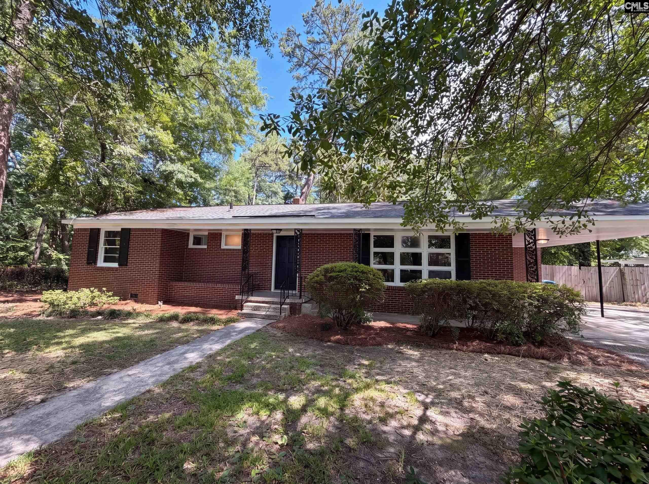 1425 Hollyberry Lane — photo