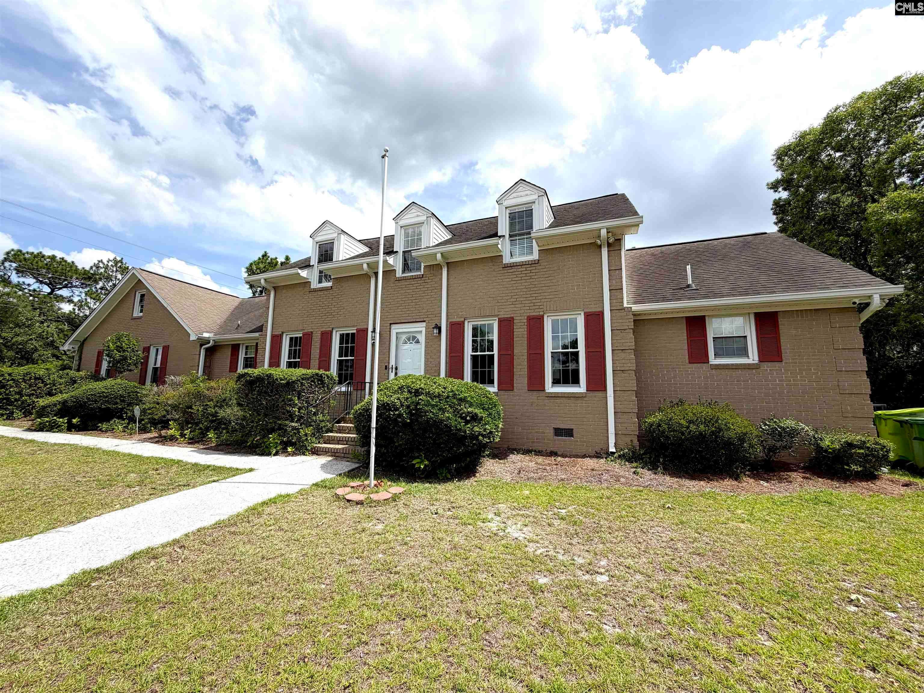 7912 Wessex Lane — photo