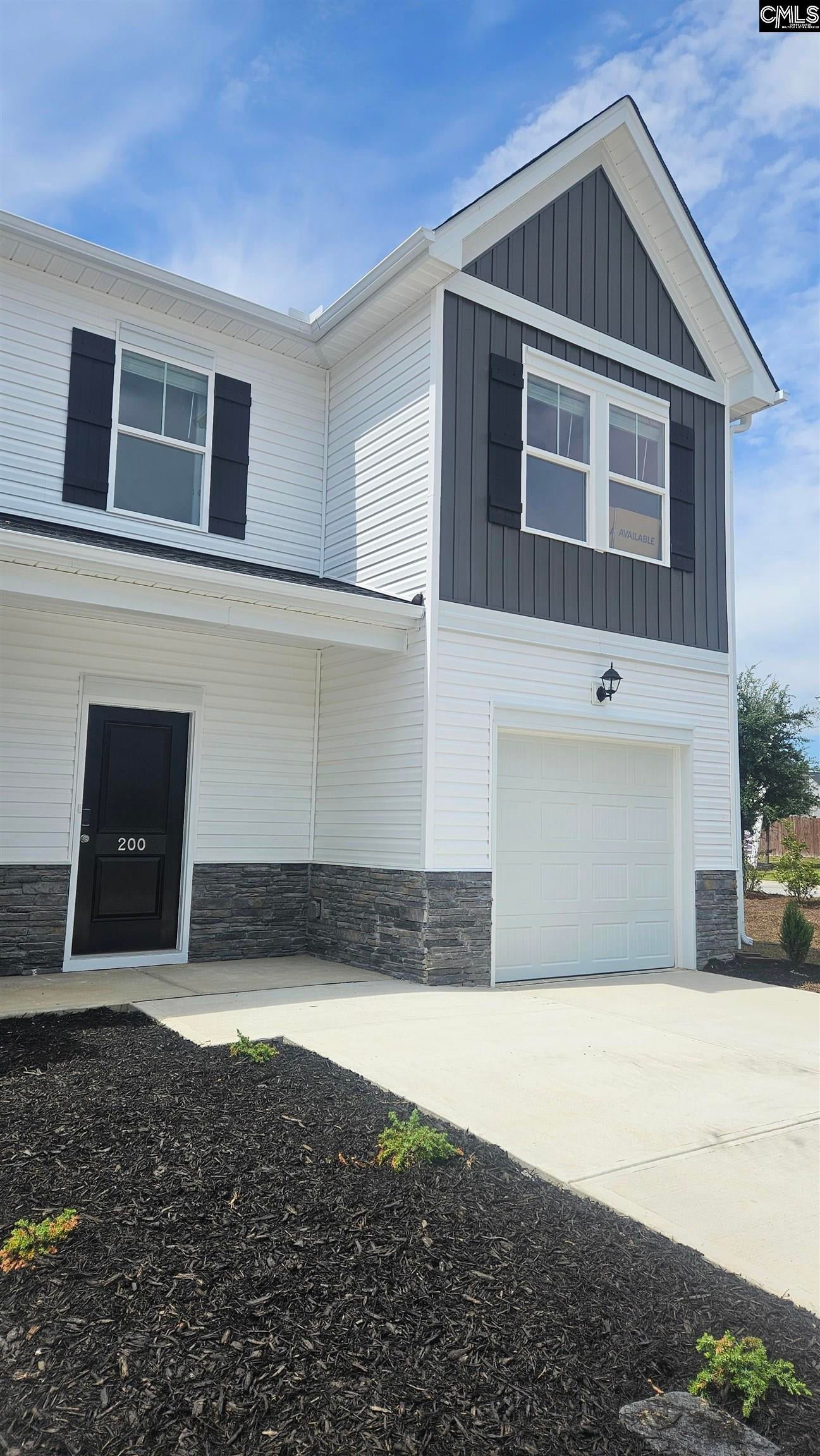 212 Sunny Hill Drive — photo