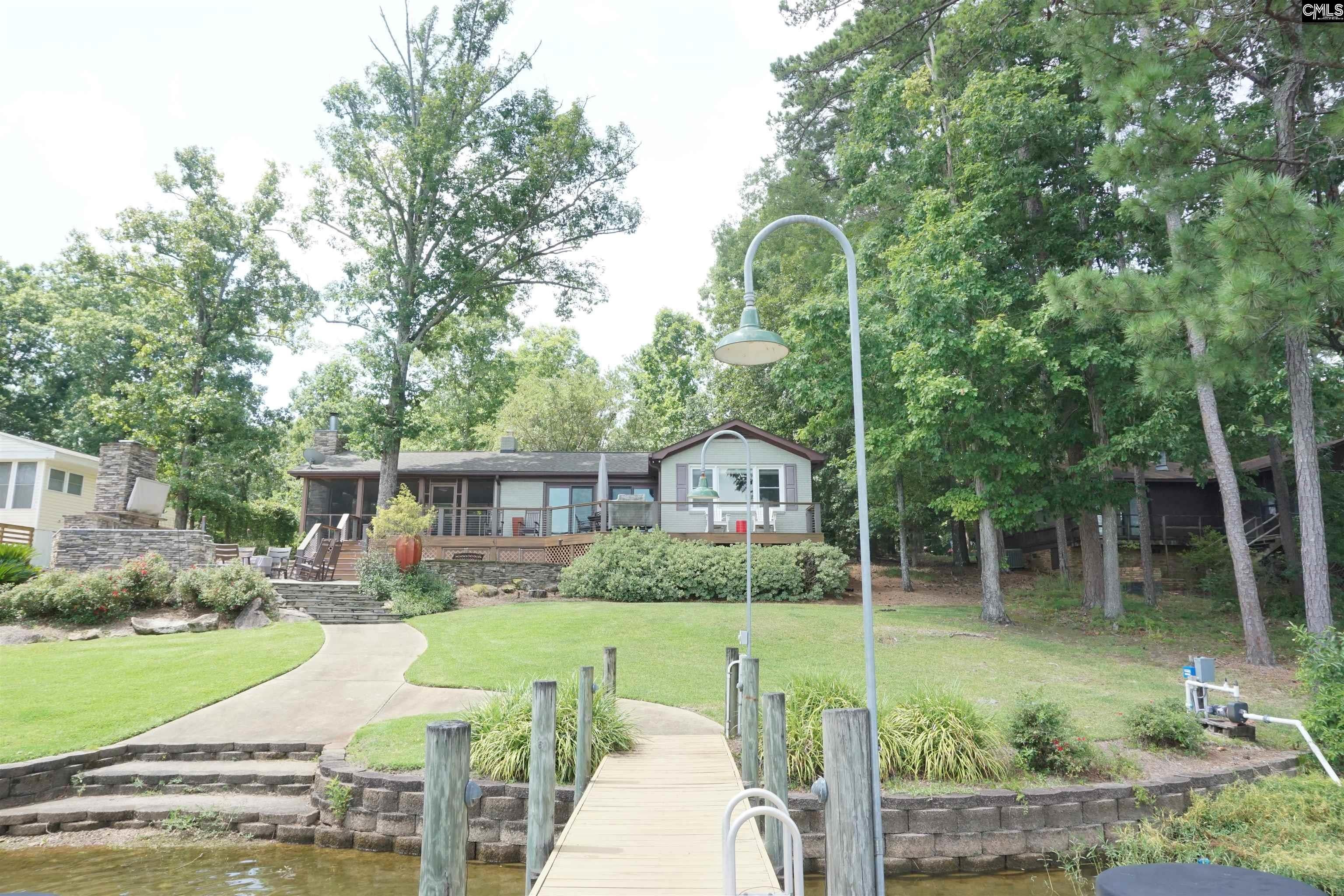 218 Lakeshore Drive — photo