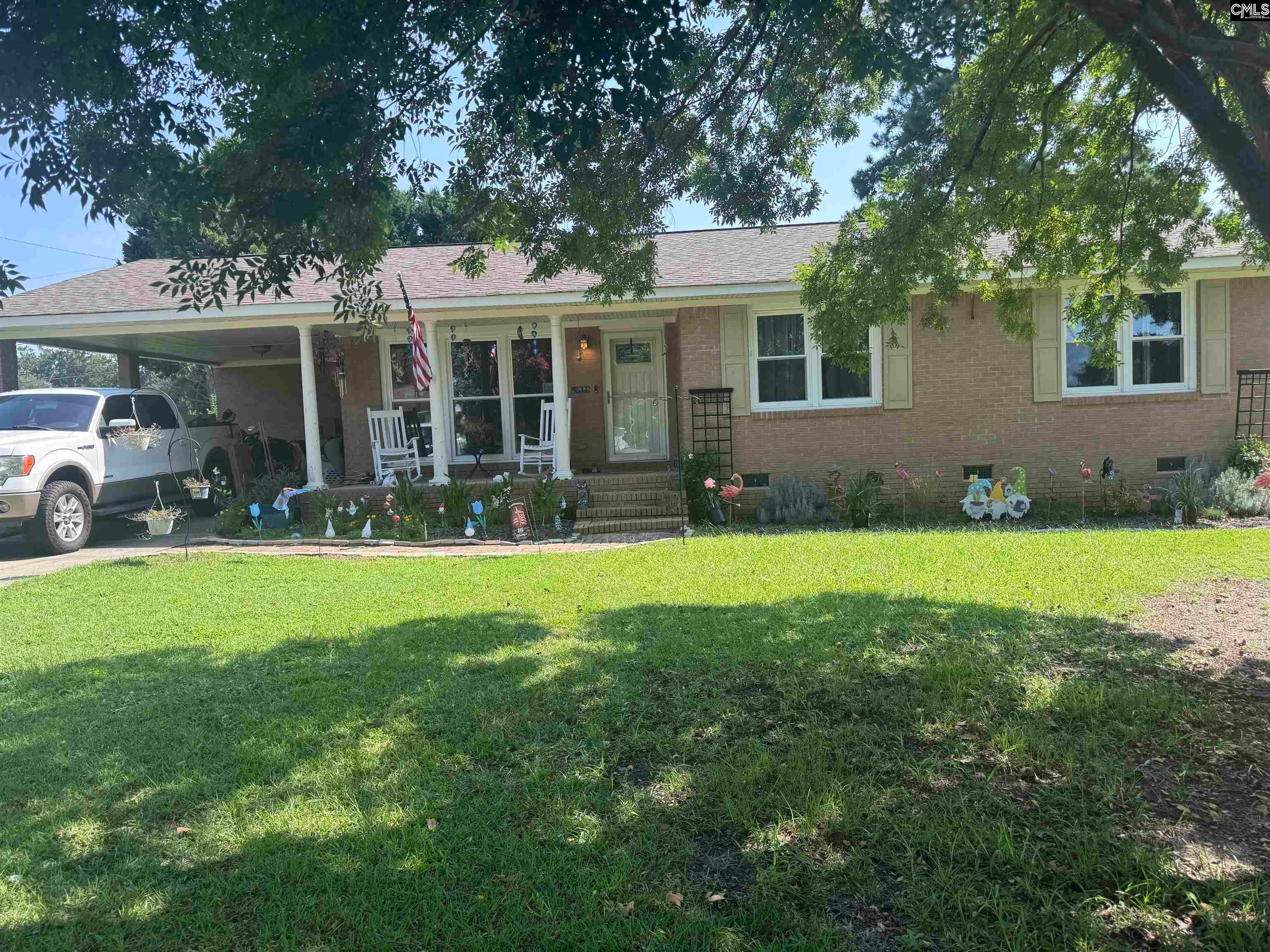 107 Azalea Street — photo