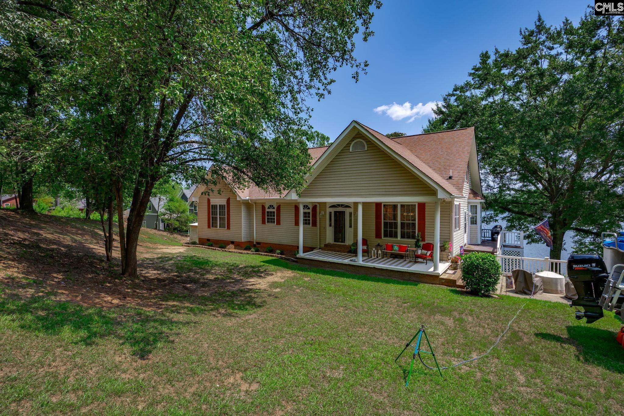 1646 Ginkgo Trail — photo