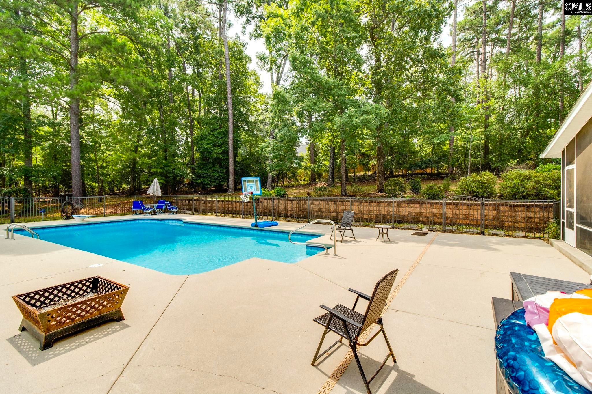 445 Lakemont Drive — photo