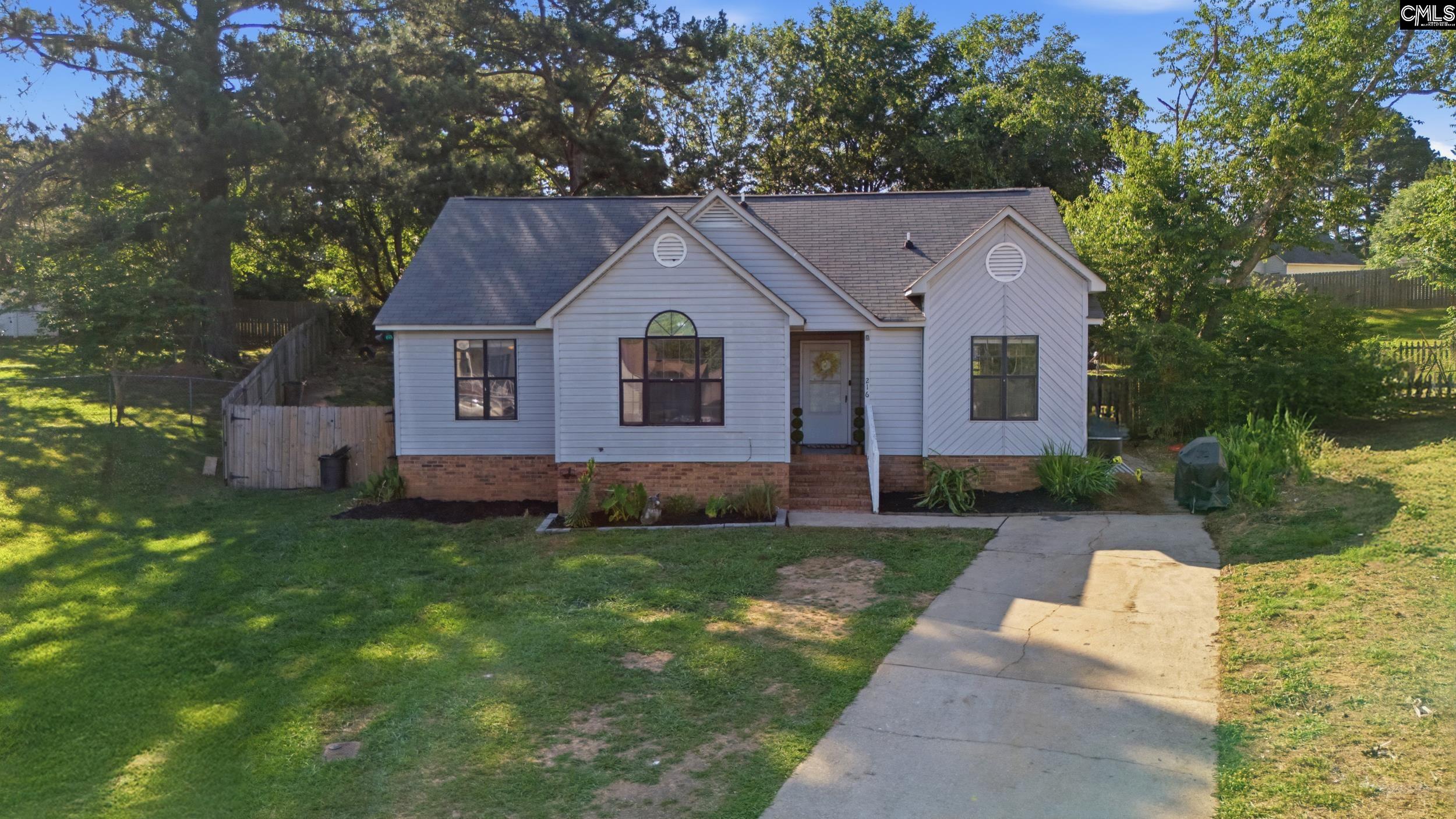 216 Puller Court — photo