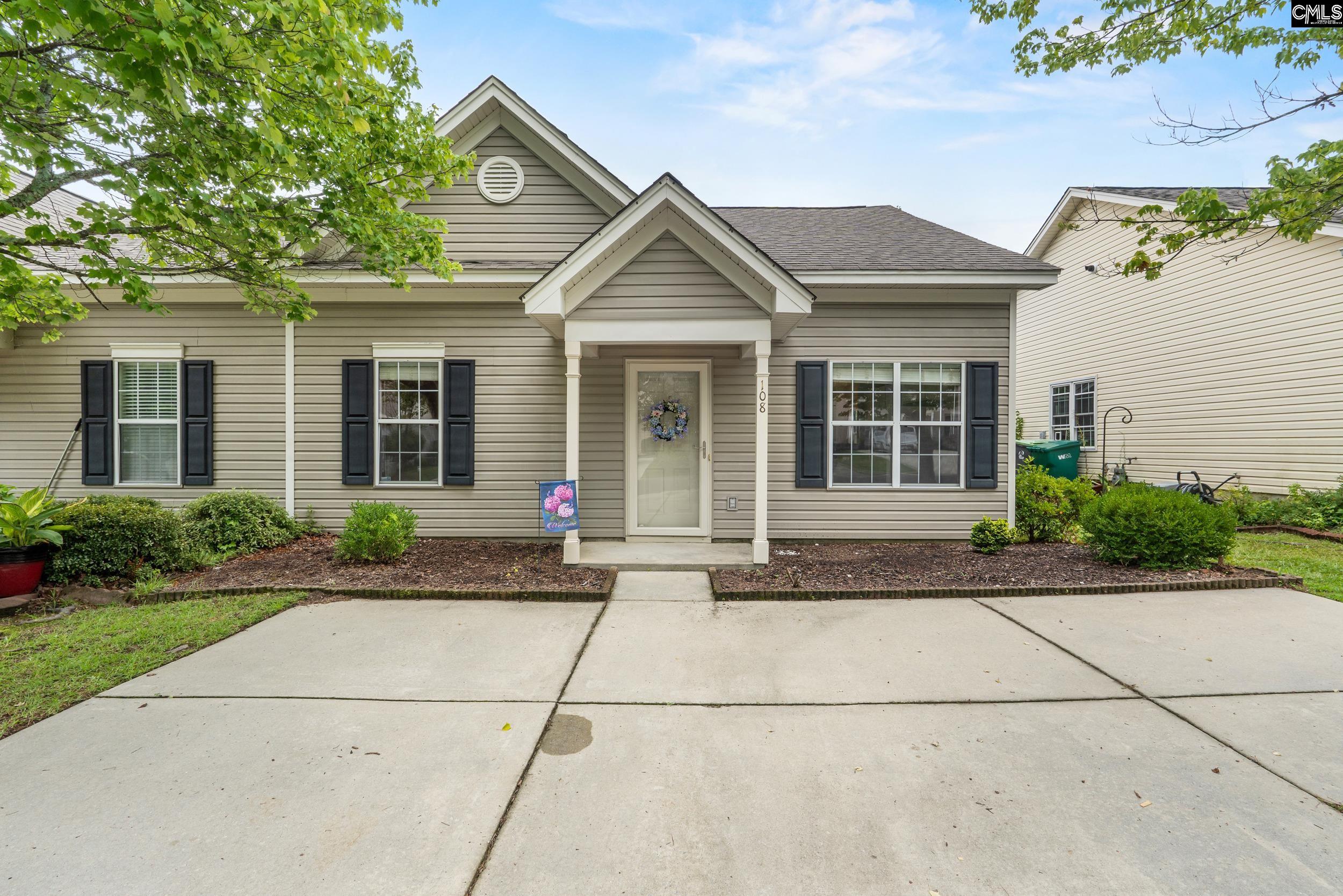 108 Huntington Circle — photo