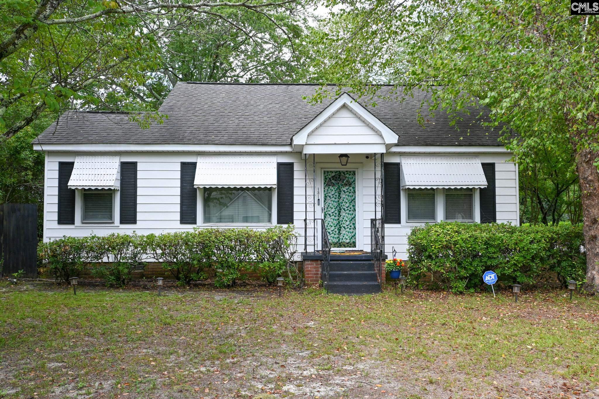 131 Hendrix Street — photo