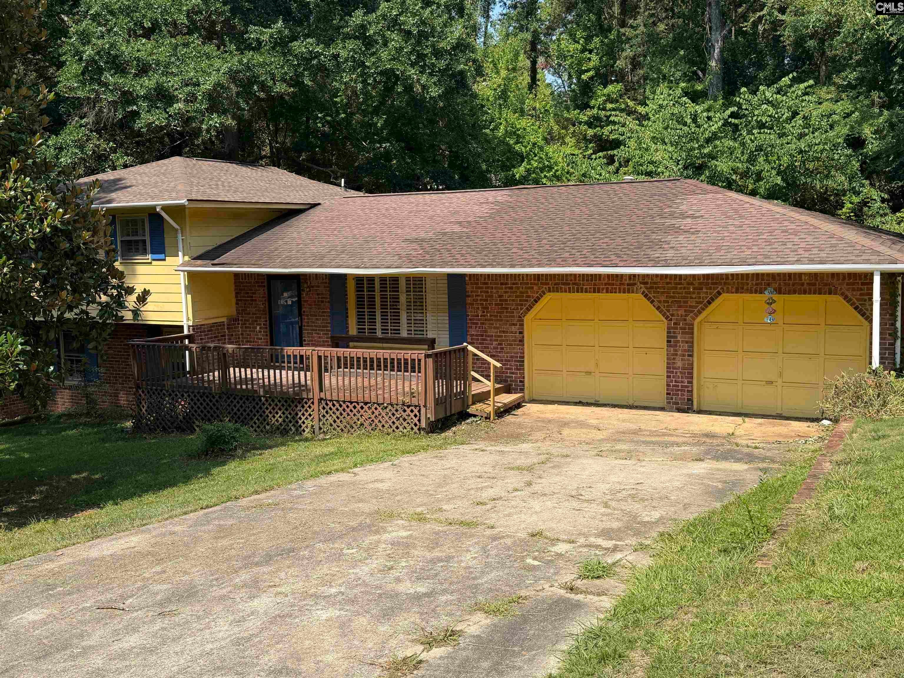 312 Waltham Abby Road — photo