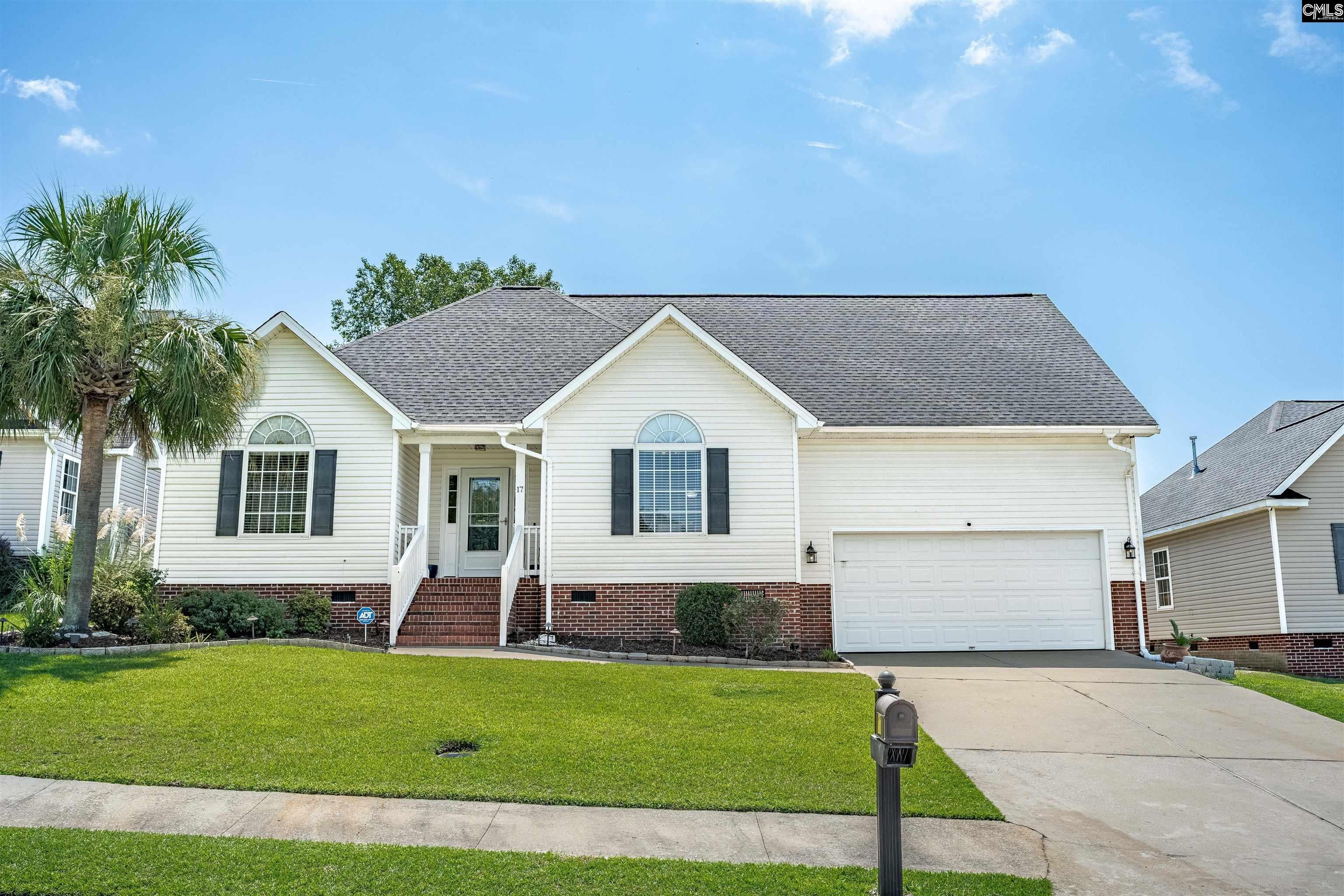17 Lee Ridge Court — photo