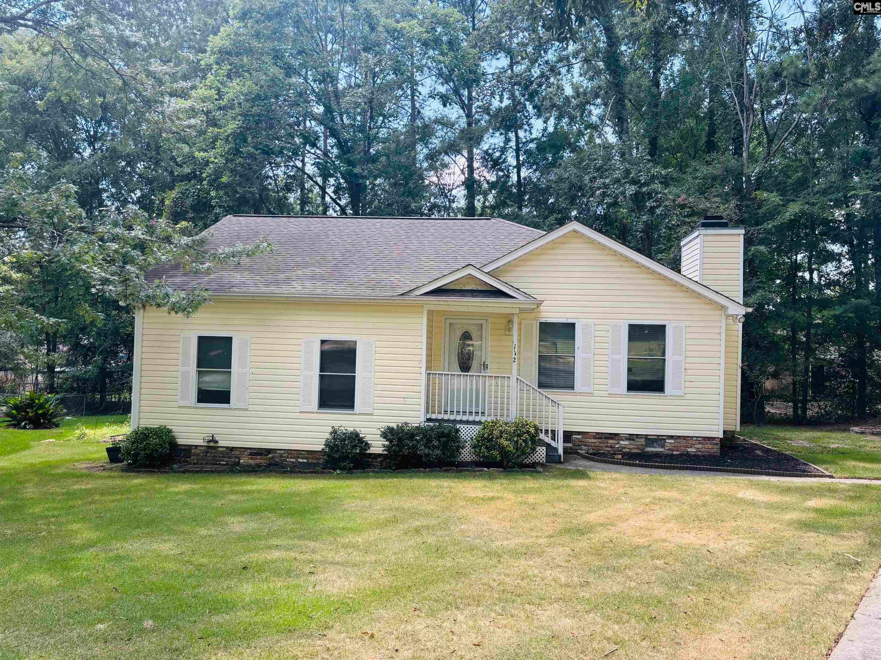 112 Grantham Court — photo