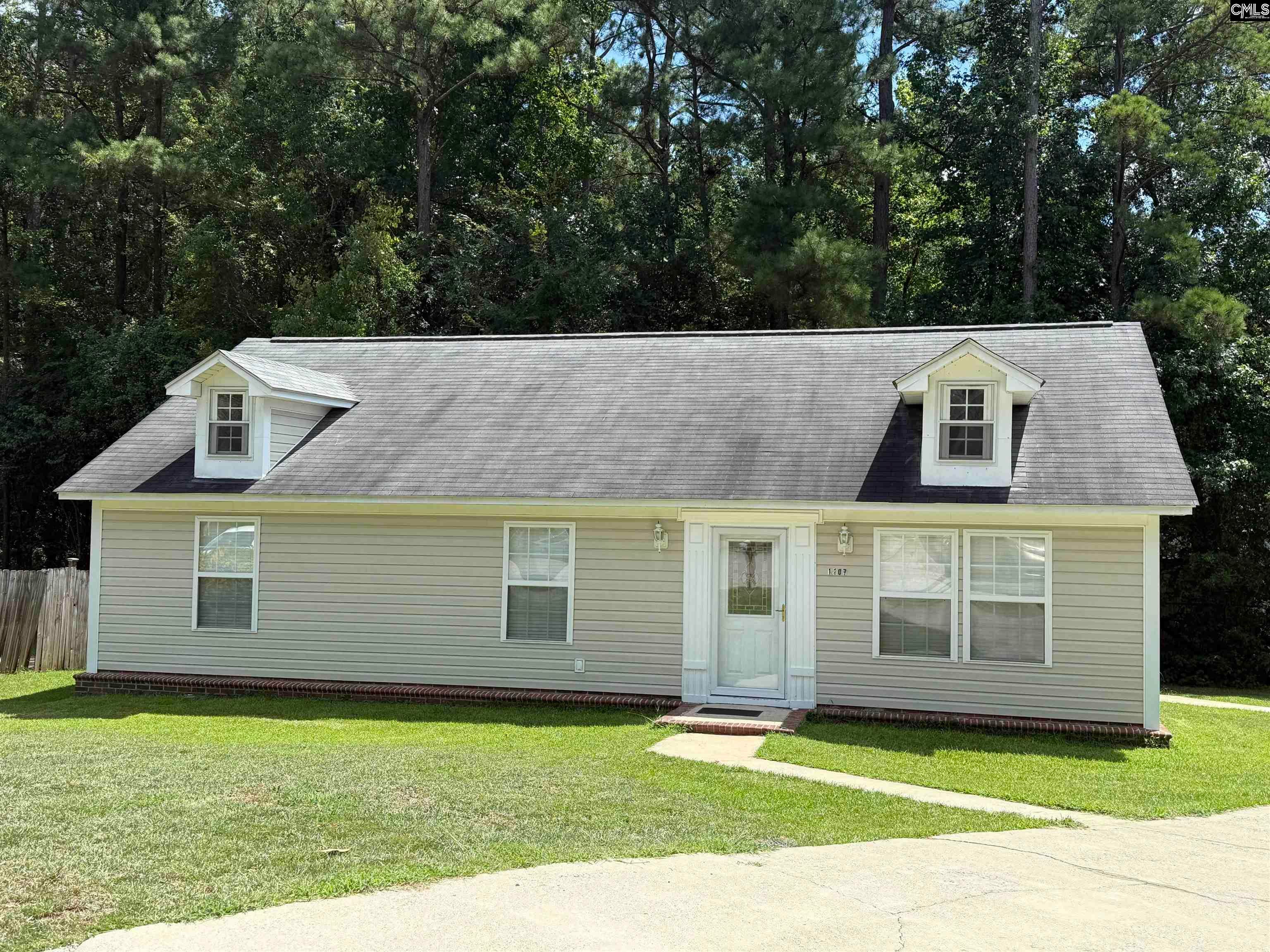 1107 William and Mary Court — photo