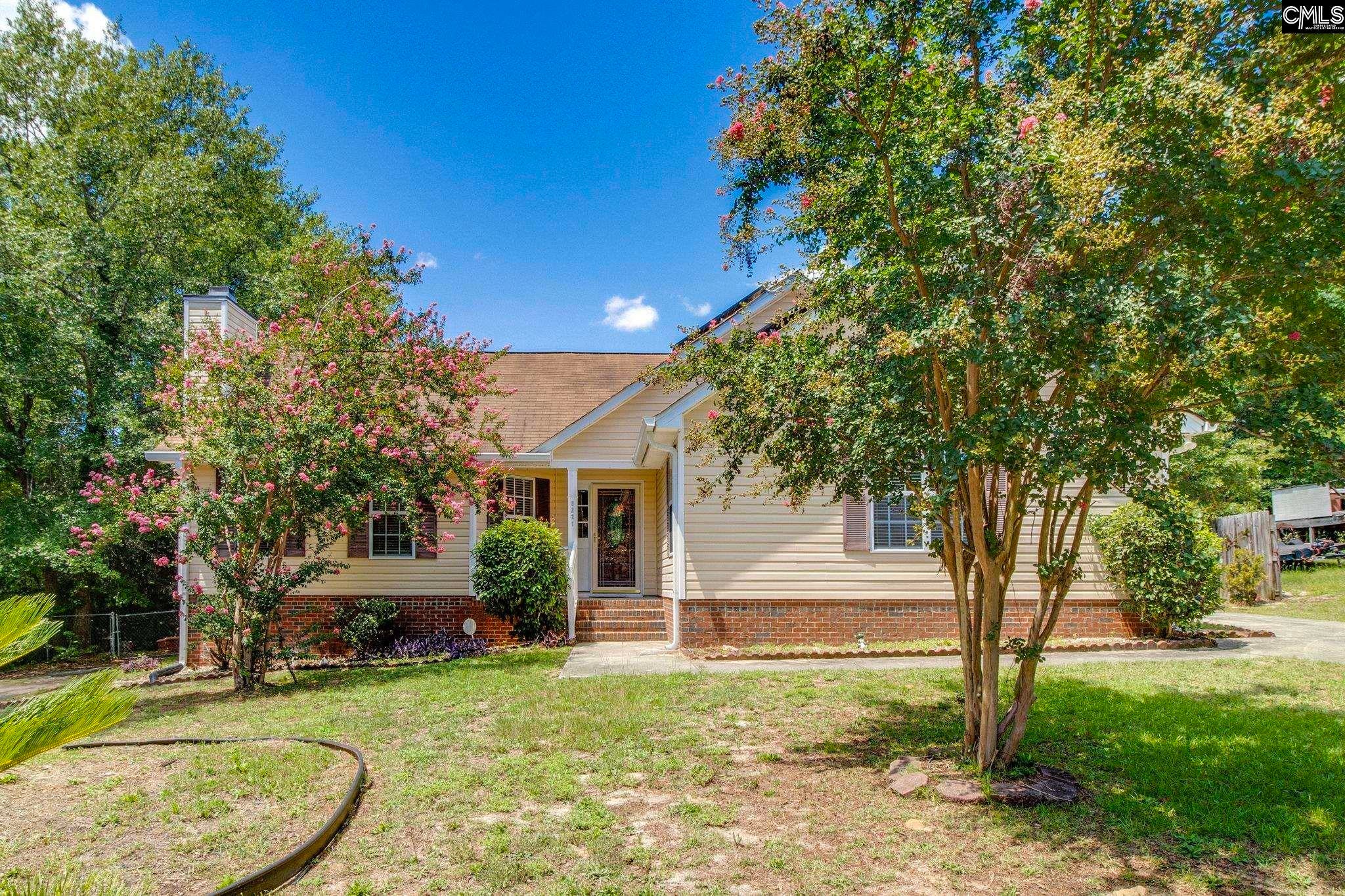 3221 Pheasant Court — photo