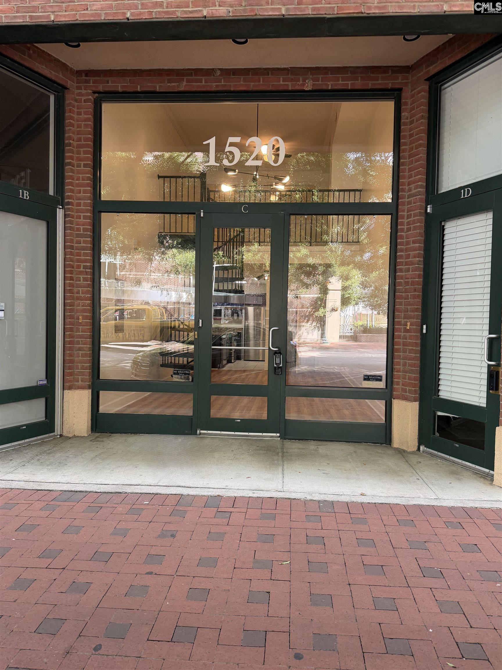 1520 Main Street 1-C — photo