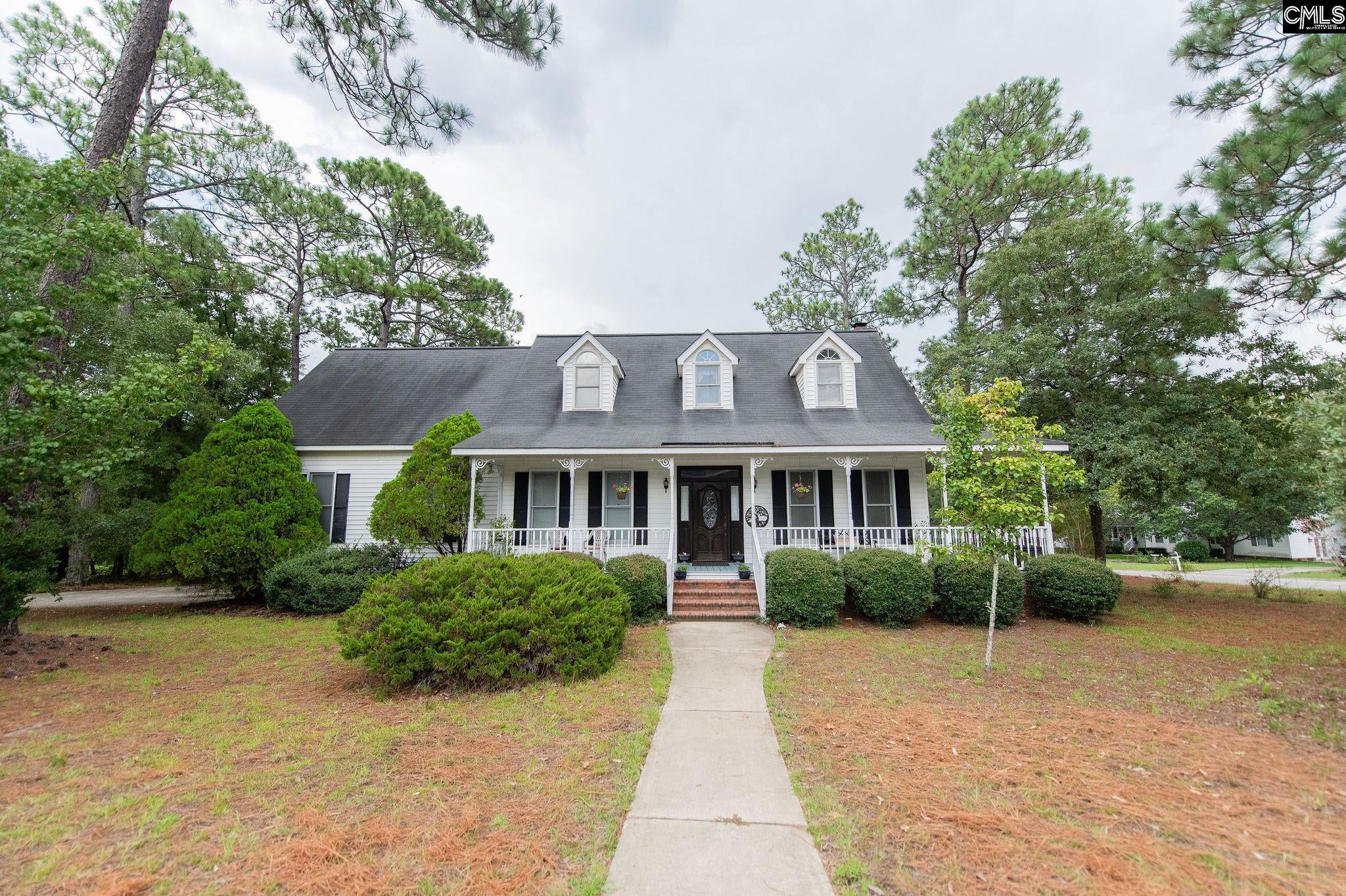 401 Tamwood Circle — photo
