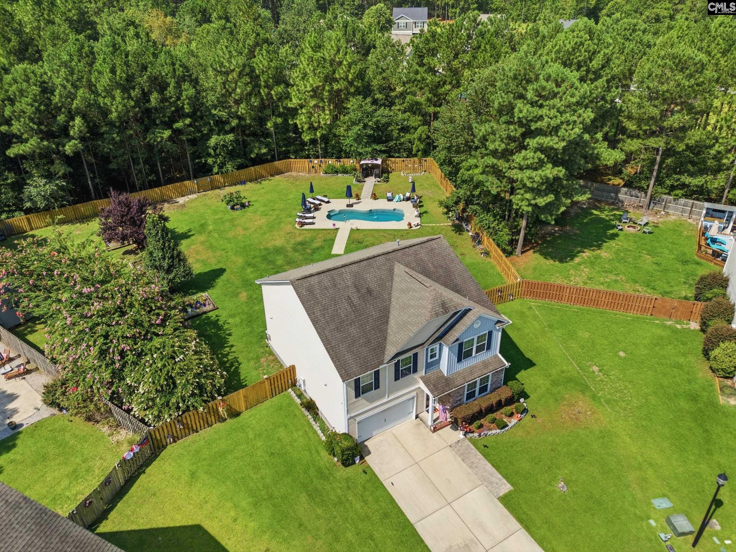 327 Copper Queen Court — photo