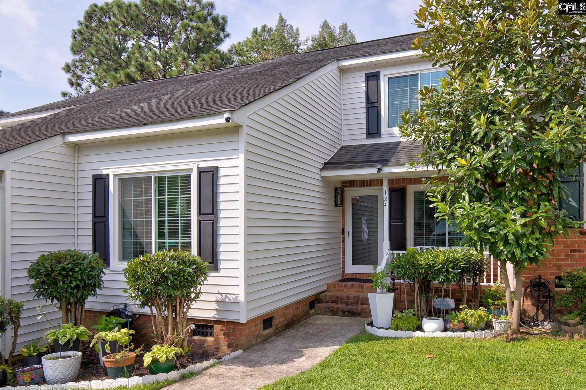 124 N Lake Pointe Drive — photo