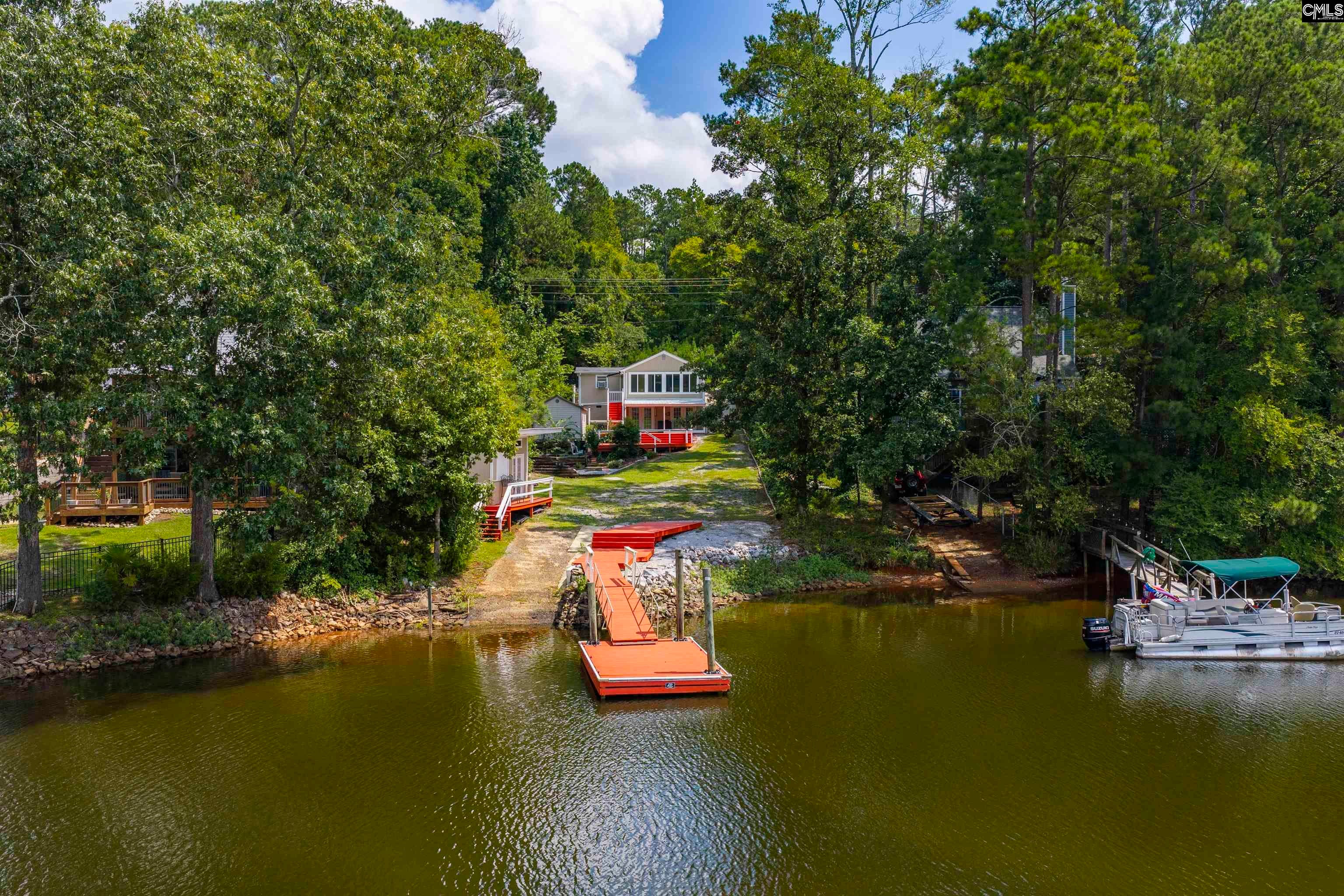 912 Lakewood Drive — photo