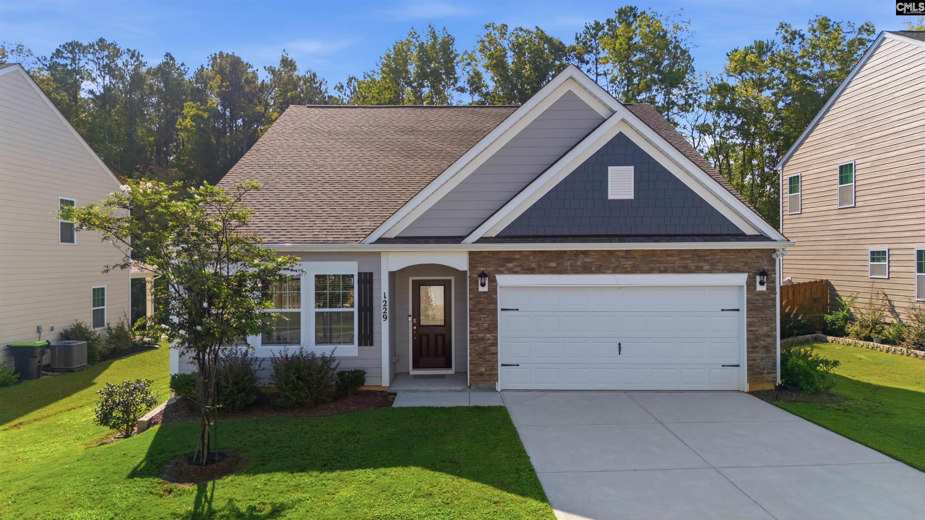 1229 Carnation Court — photo