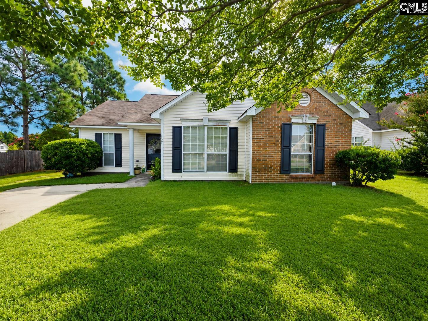 1107 May Oak Circle — photo
