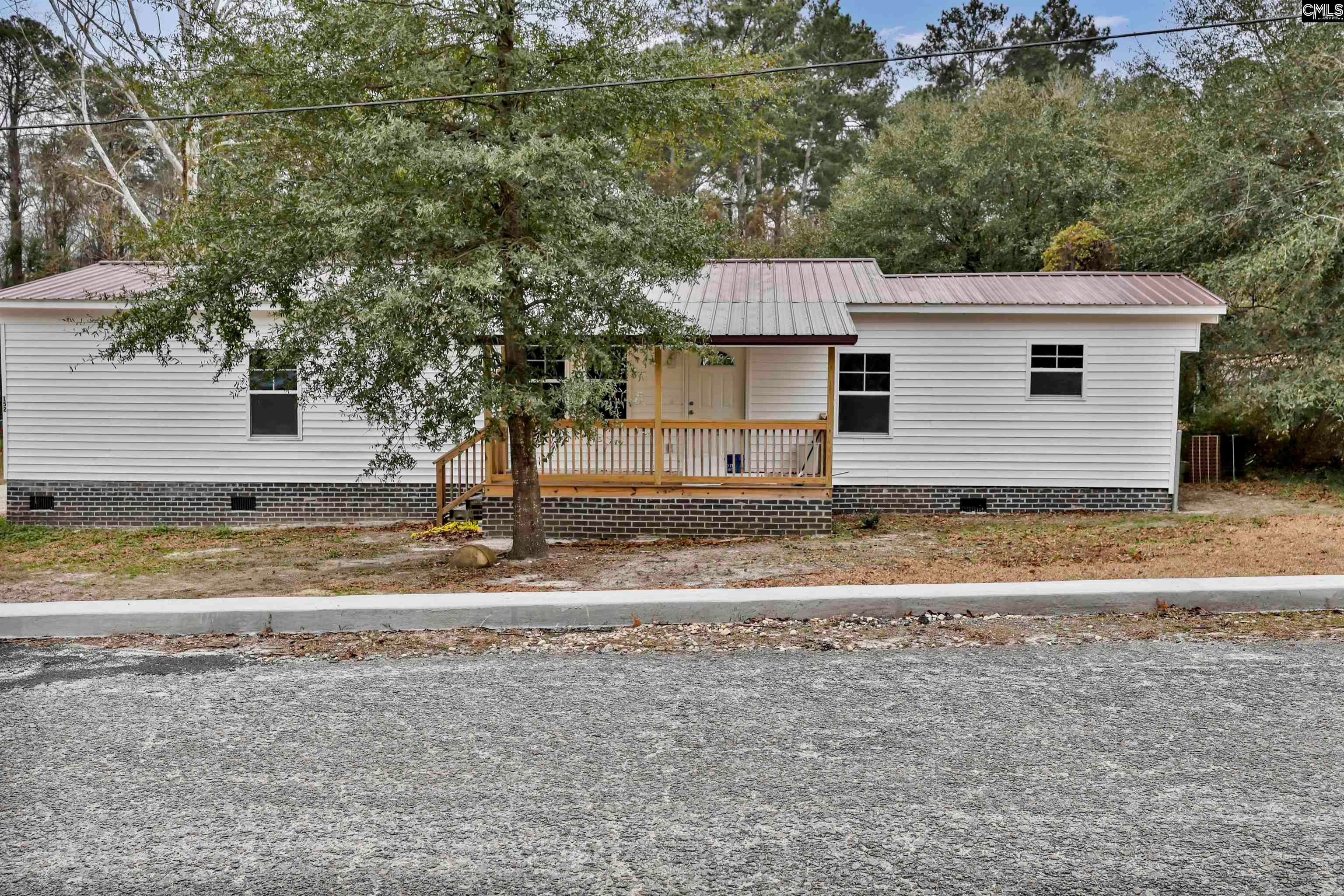 152 Robin Road — photo