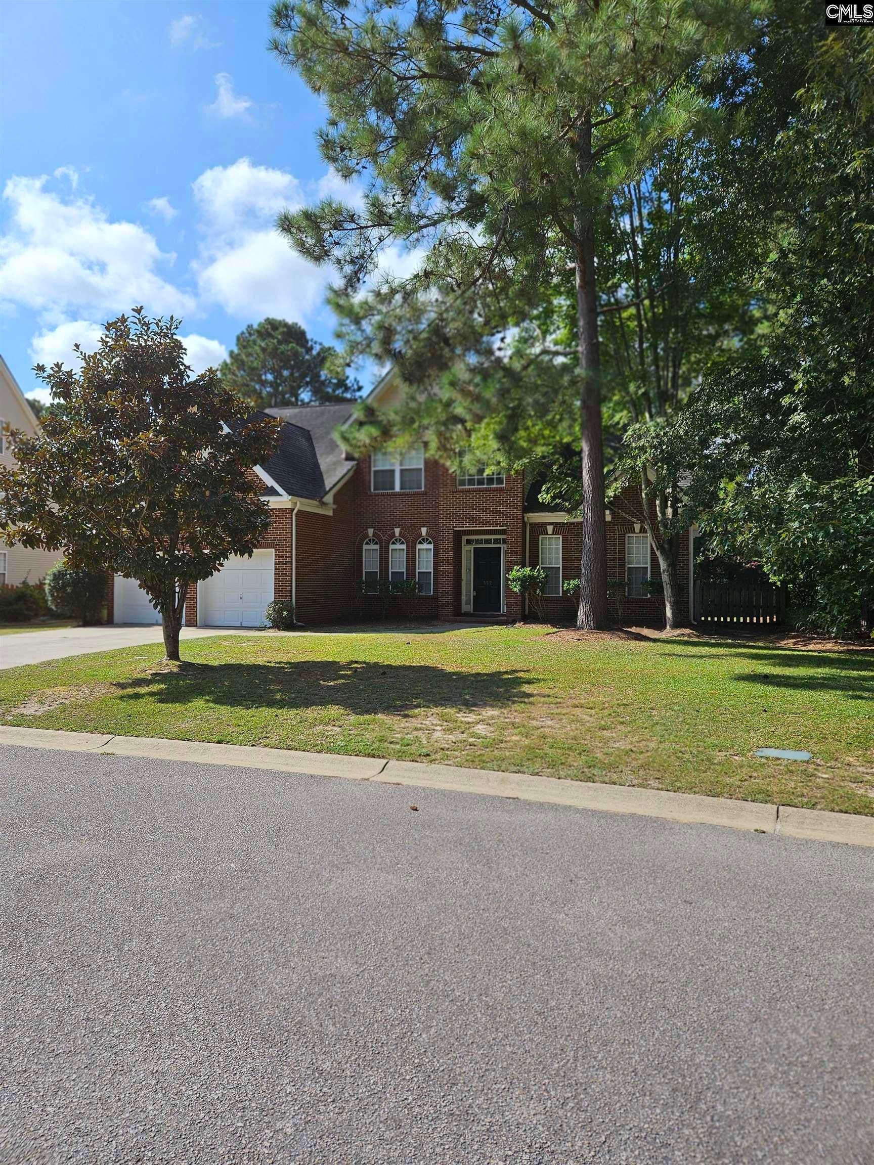 552 Abbeyhill Drive — photo