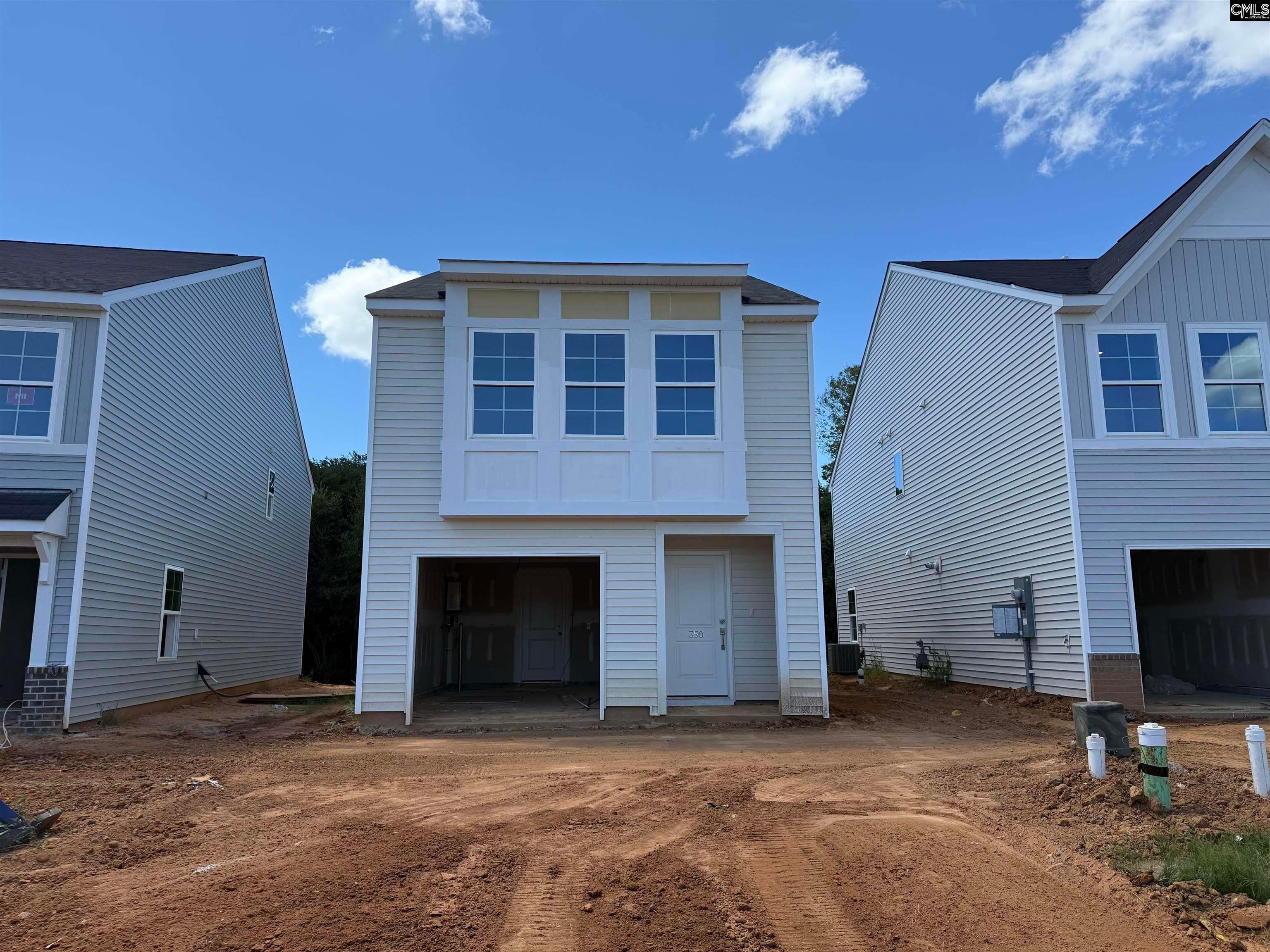 350 Tartan Road — photo