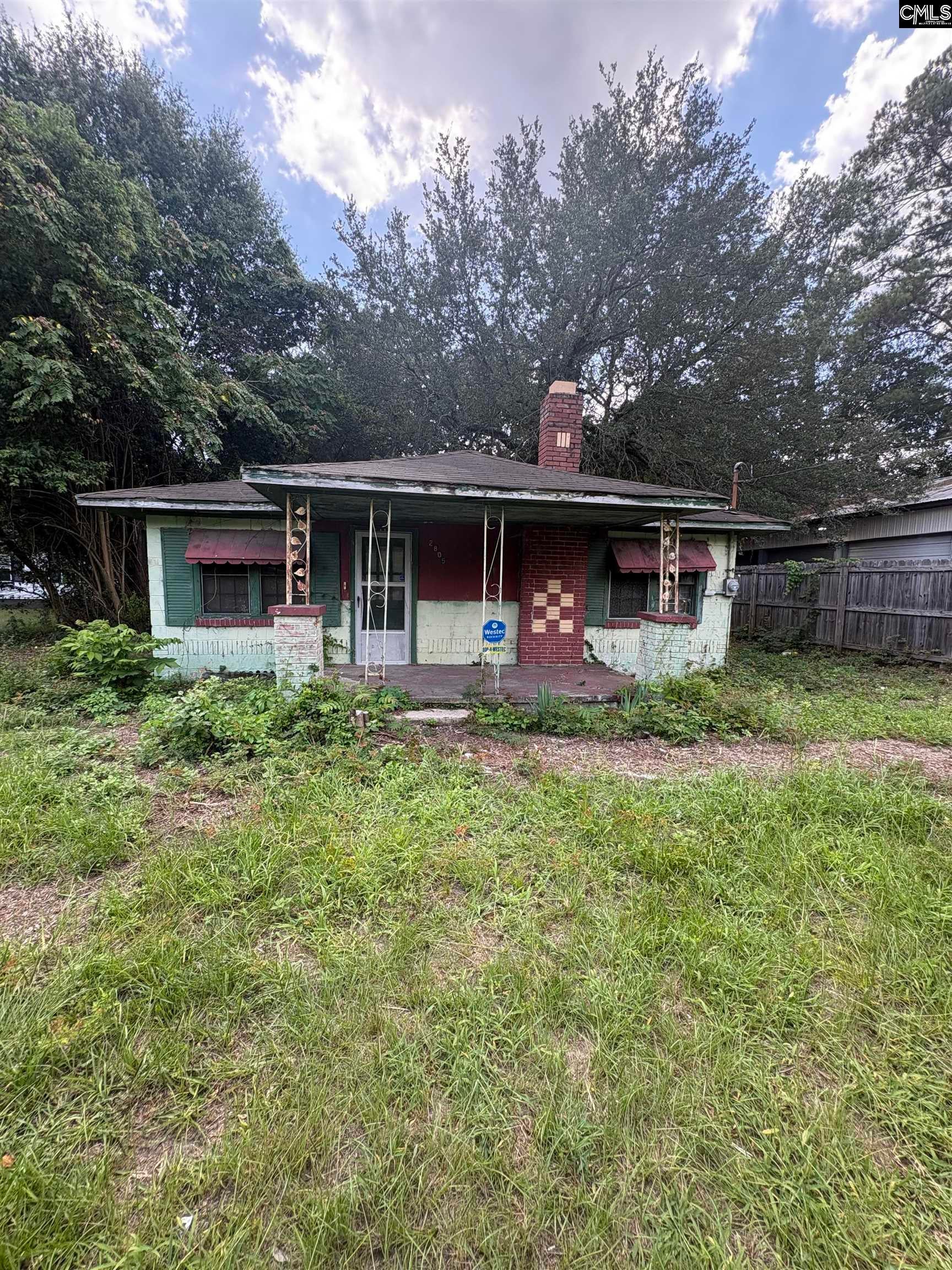 2805 Leaphart Road — photo