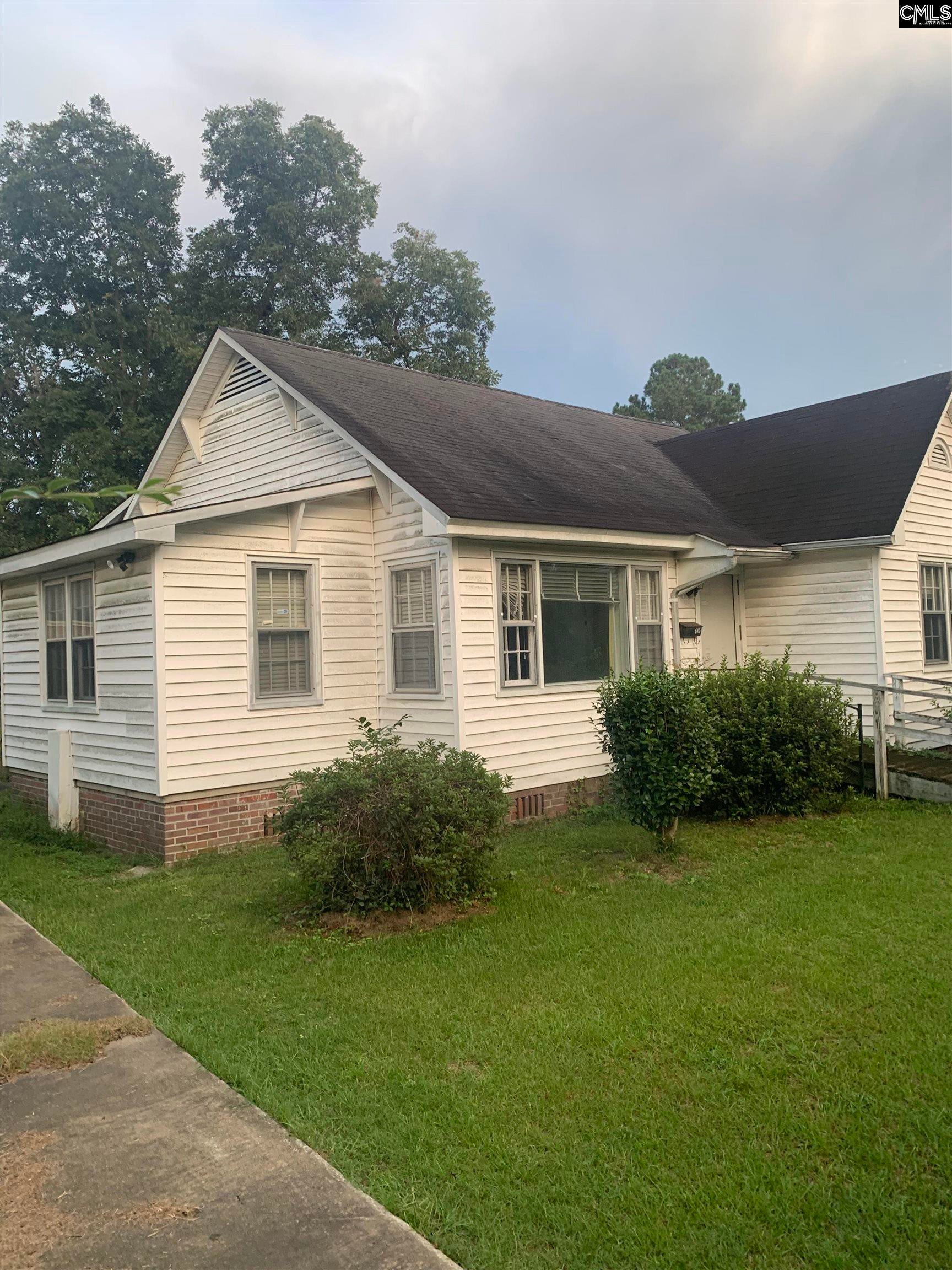 208 Rhame Street — photo