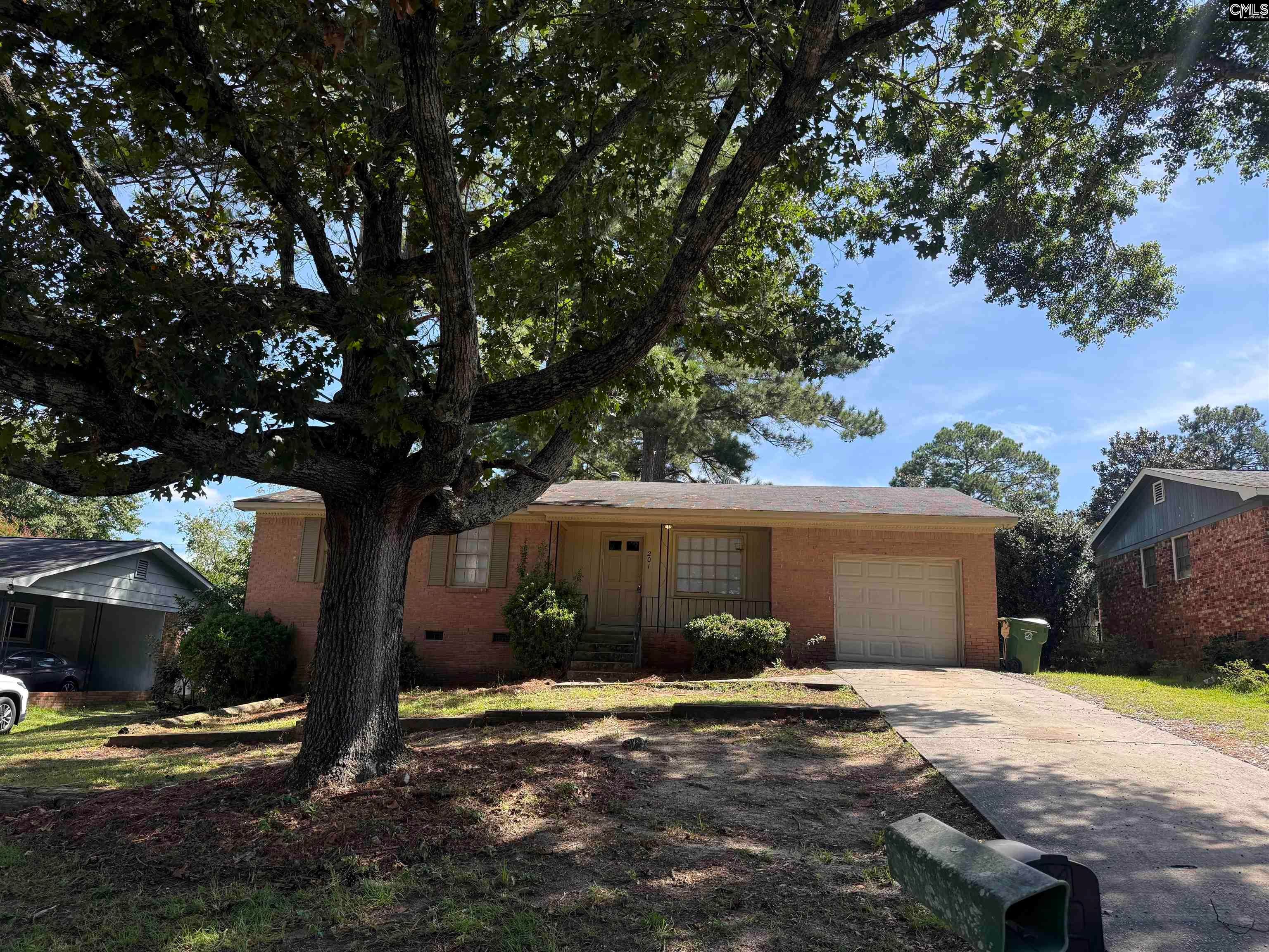 201 Ramblewood Drive — photo