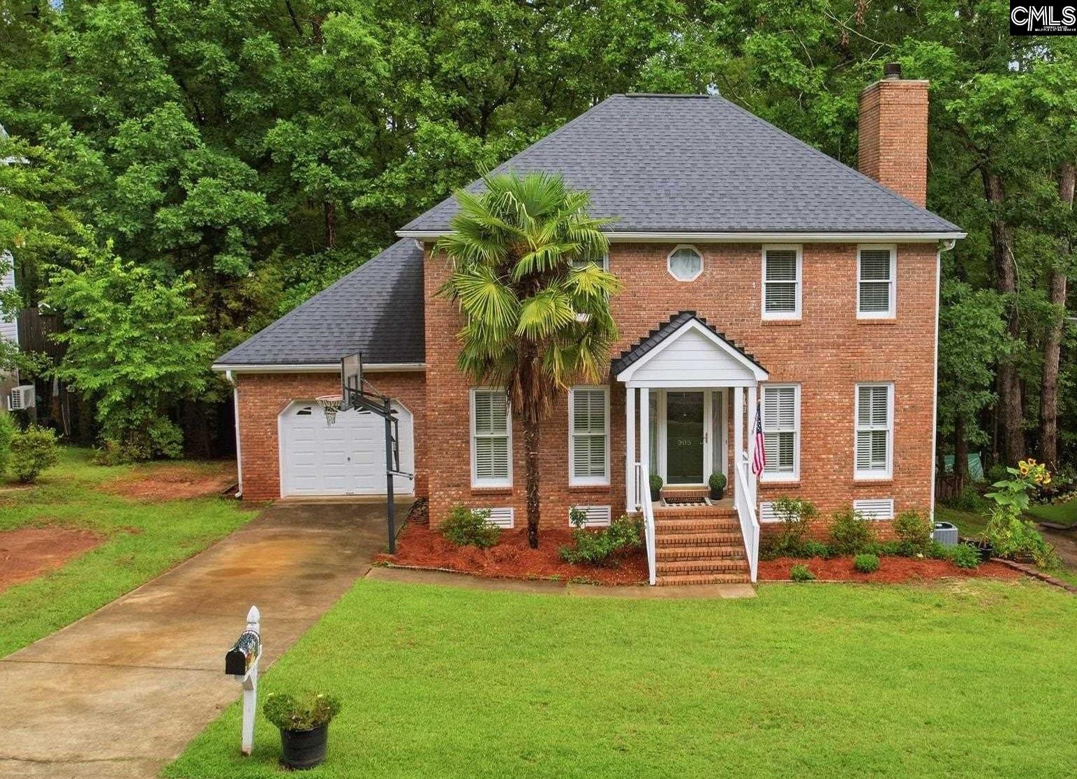 505 Mallard Lakes Drive — photo
