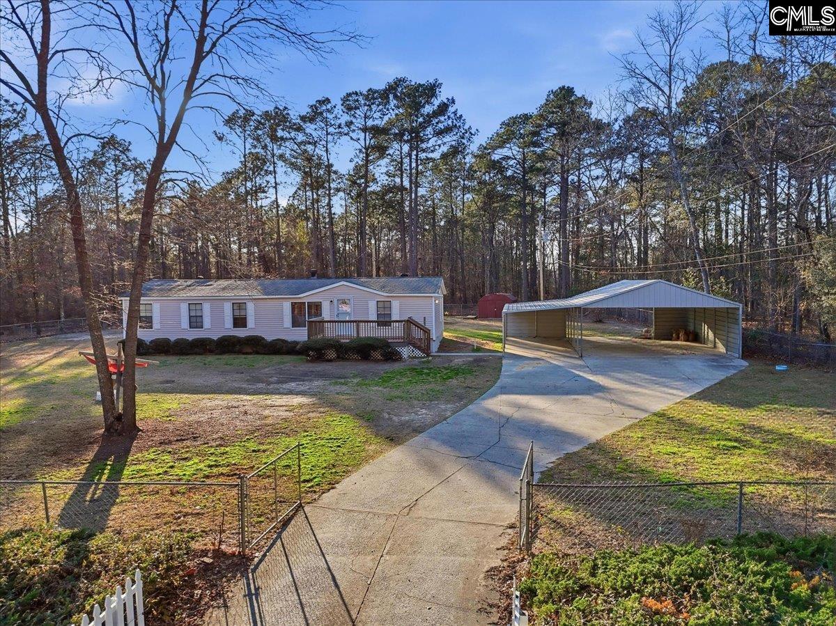 1400 Toms Creek Road — photo