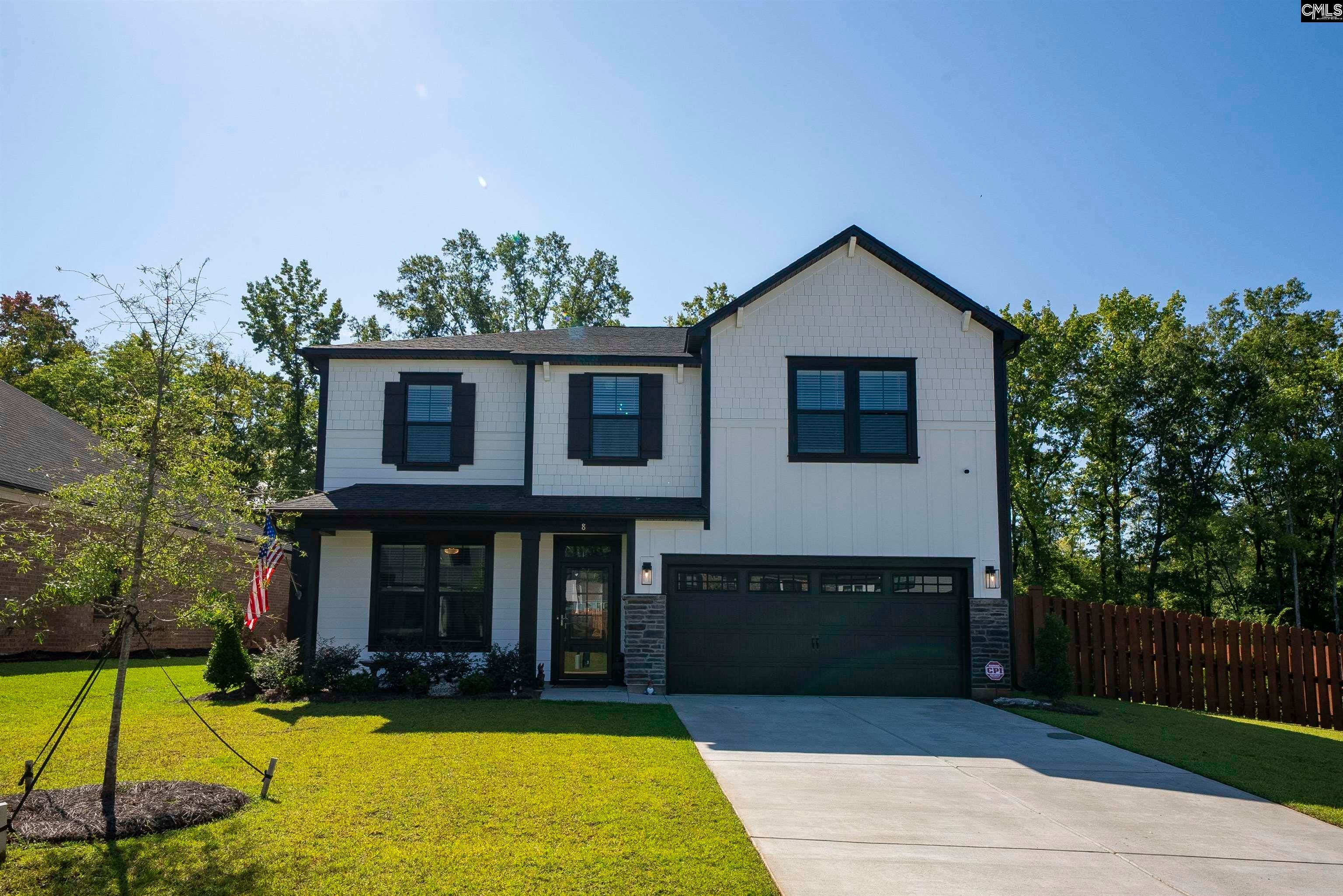 8 Elk Run Court — photo