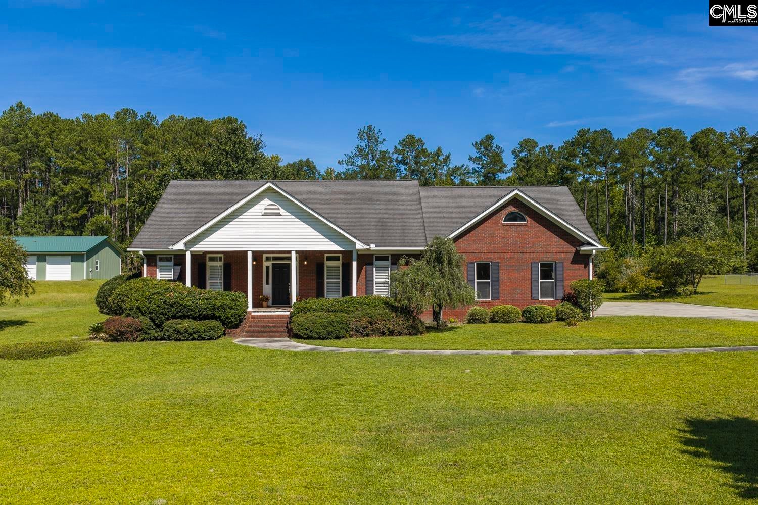 152 Berry Hill Lane — photo