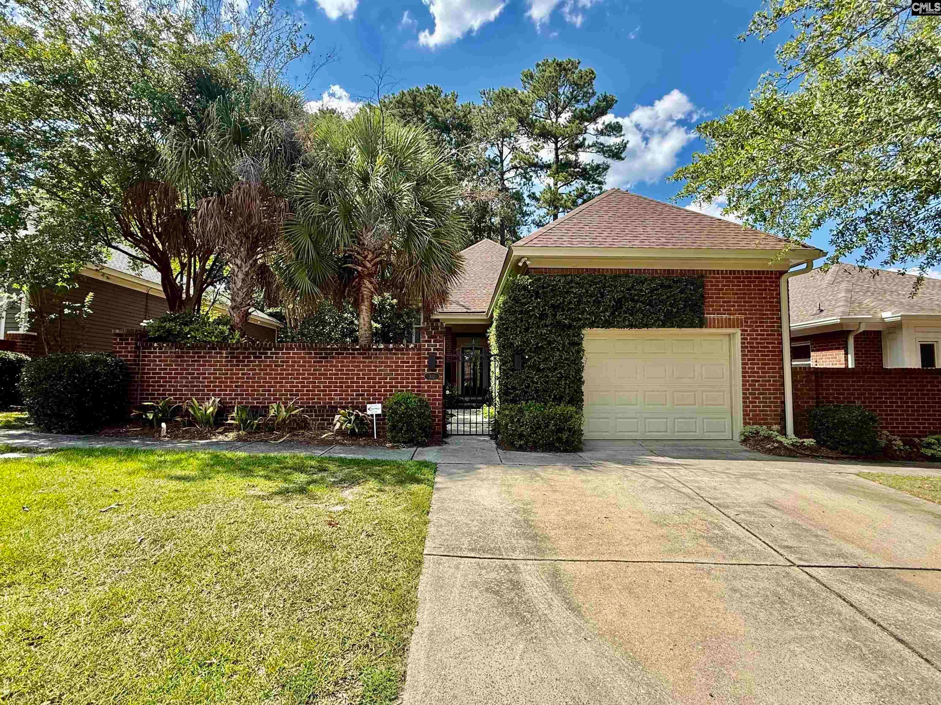 312 Bancroft Court — photo
