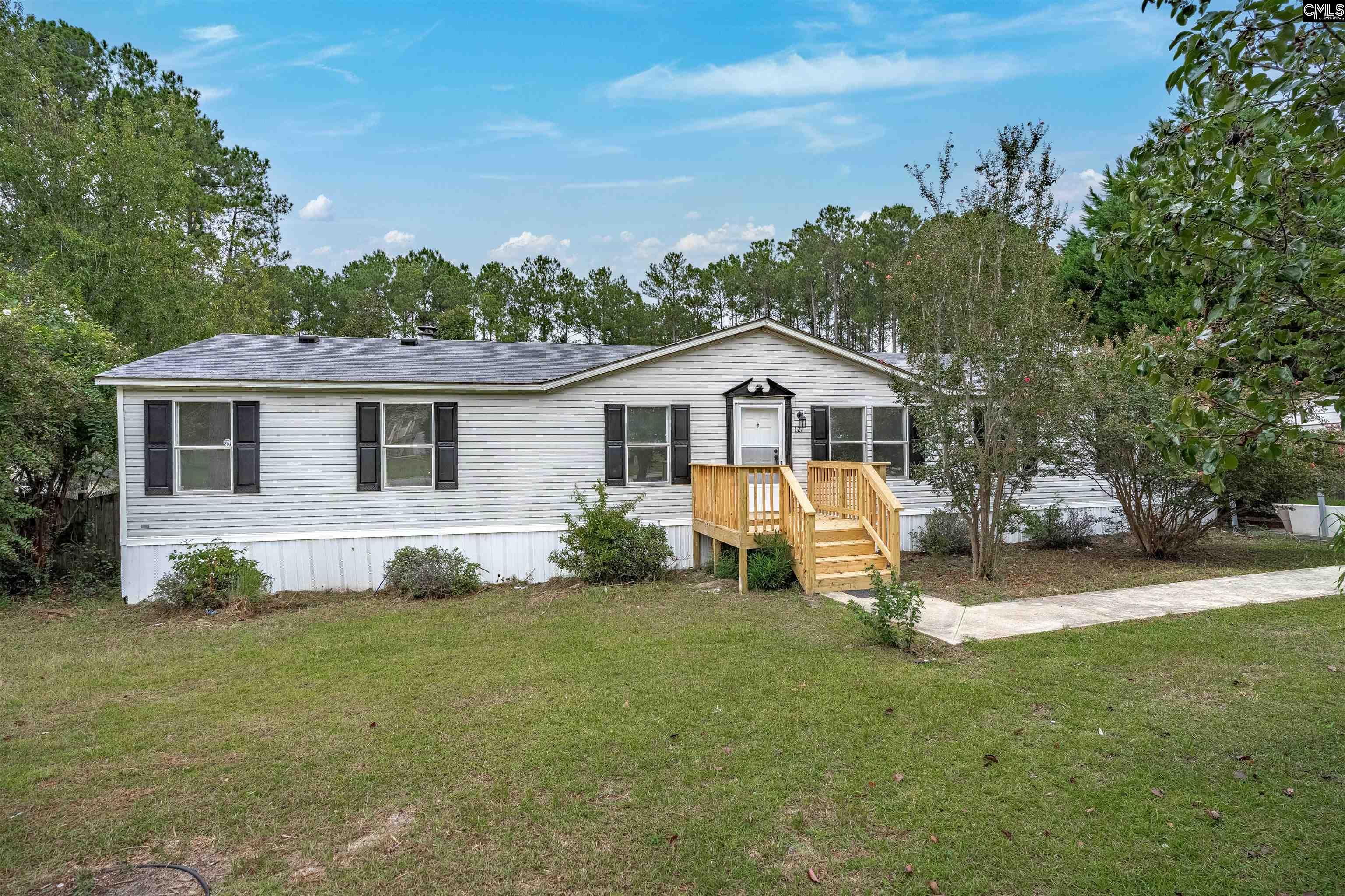 127 Castleville Court — photo