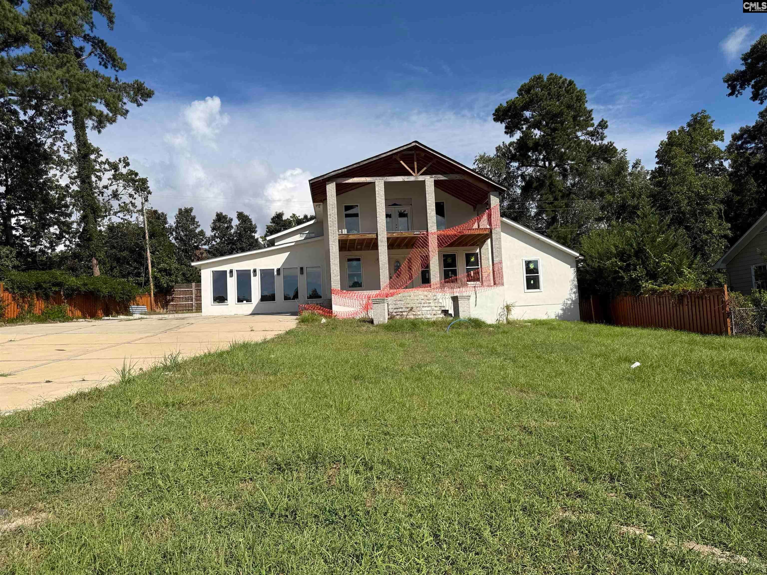6109 Fitzgibbon Drive — photo