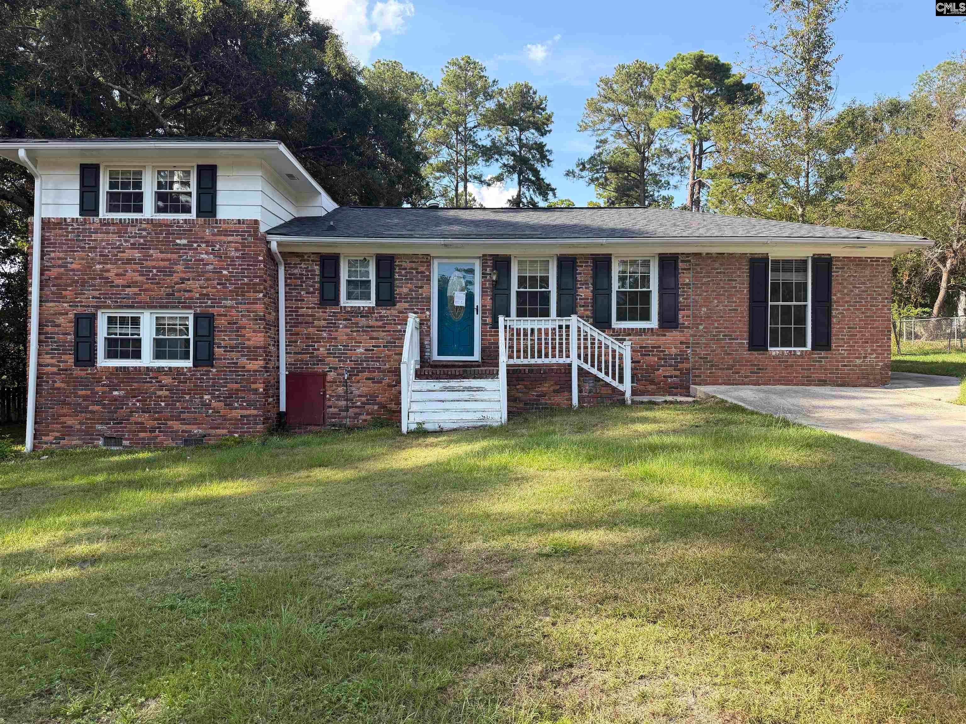 74 Newport Drive — photo