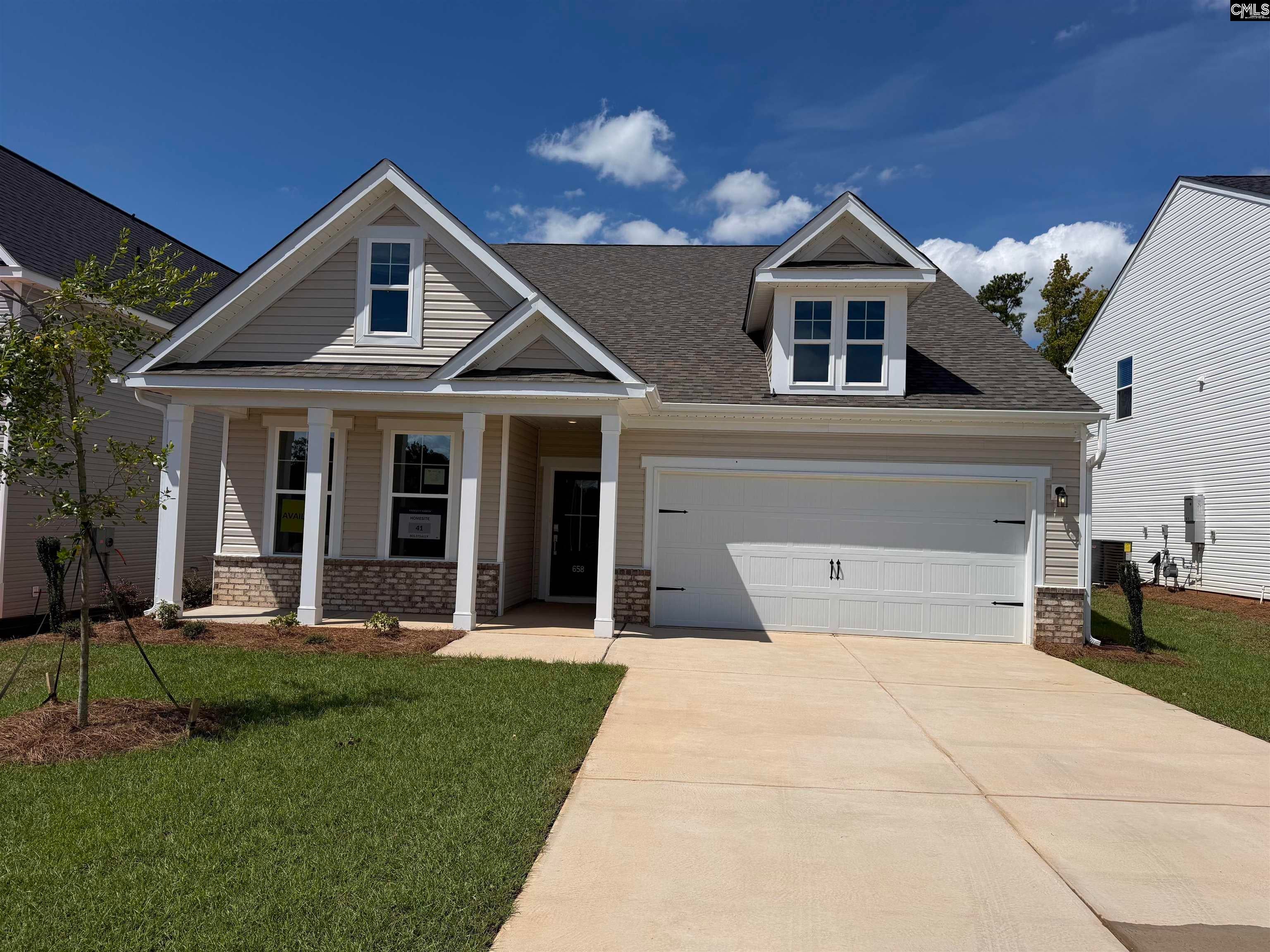 658 Griffon Drive — photo