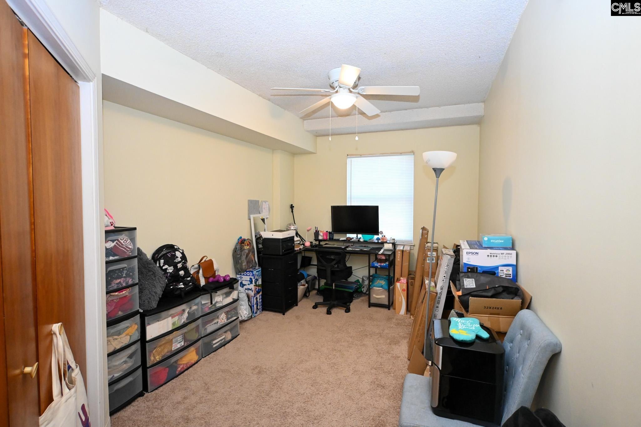 2002 Green Street 404 — photo