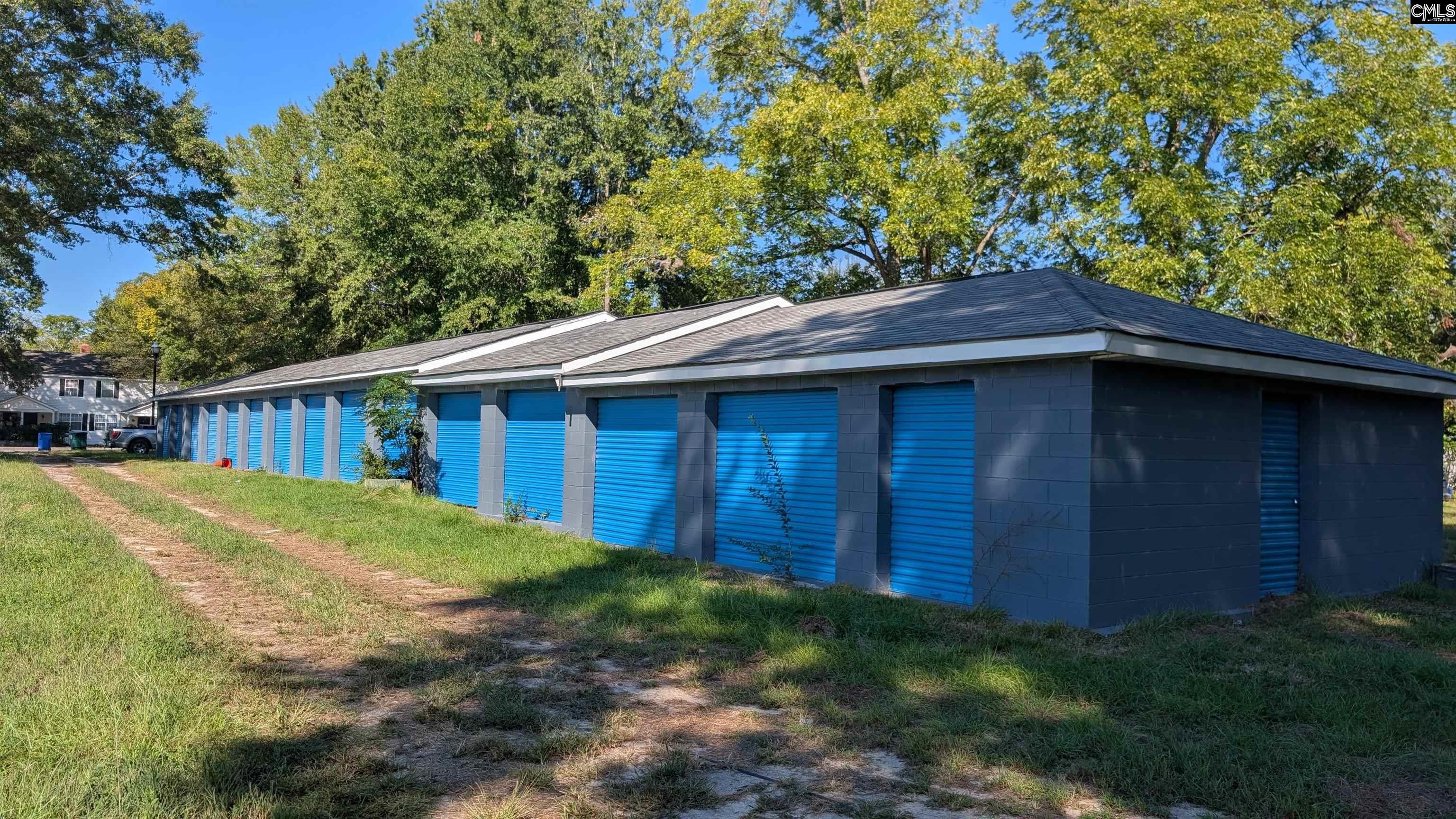 900 Fair Street — photo