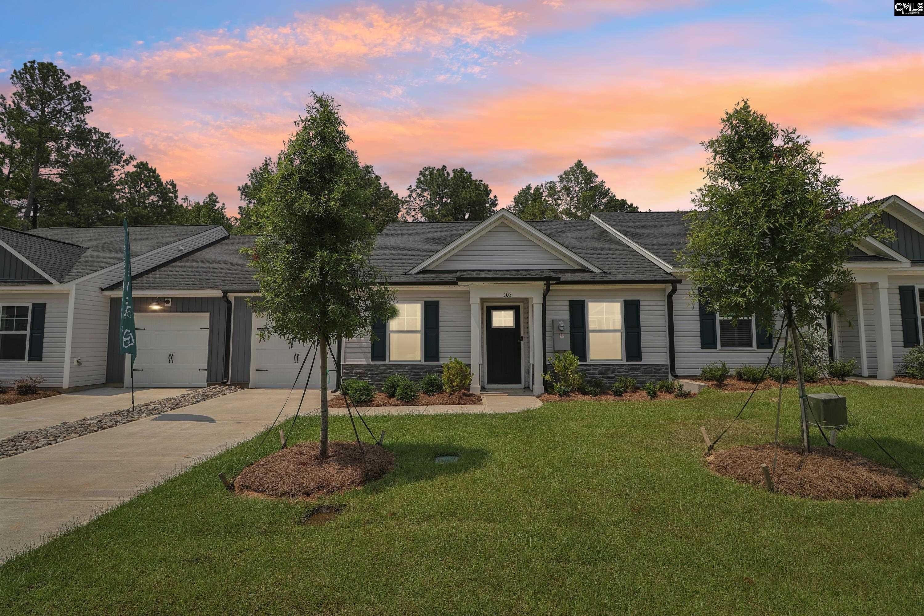 330 Ryegrass Way — photo