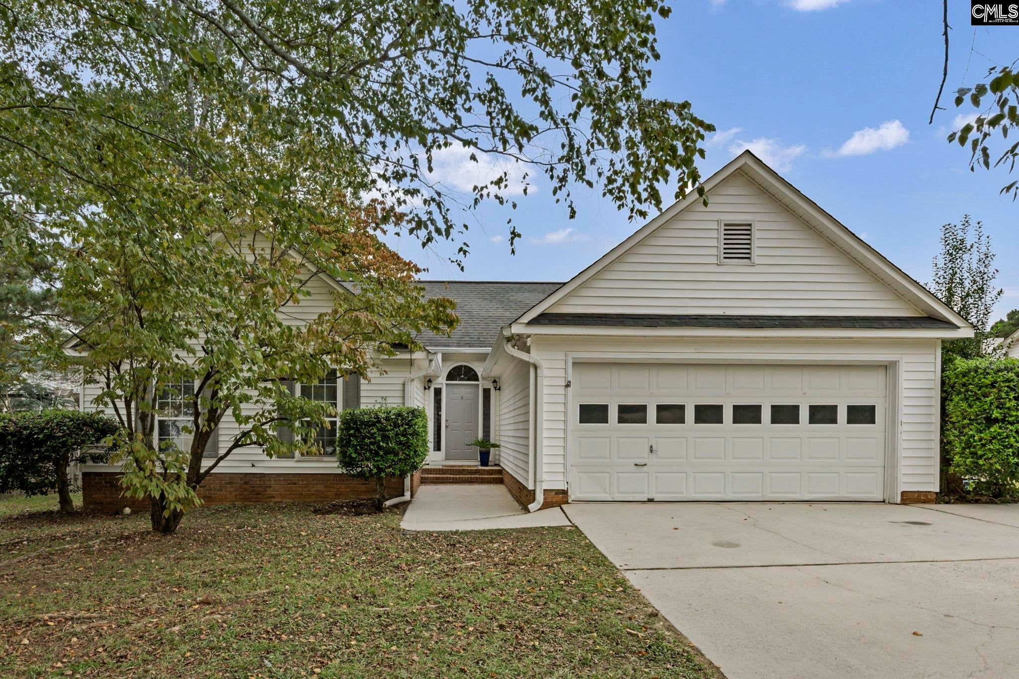 875 Bentley Drive — photo