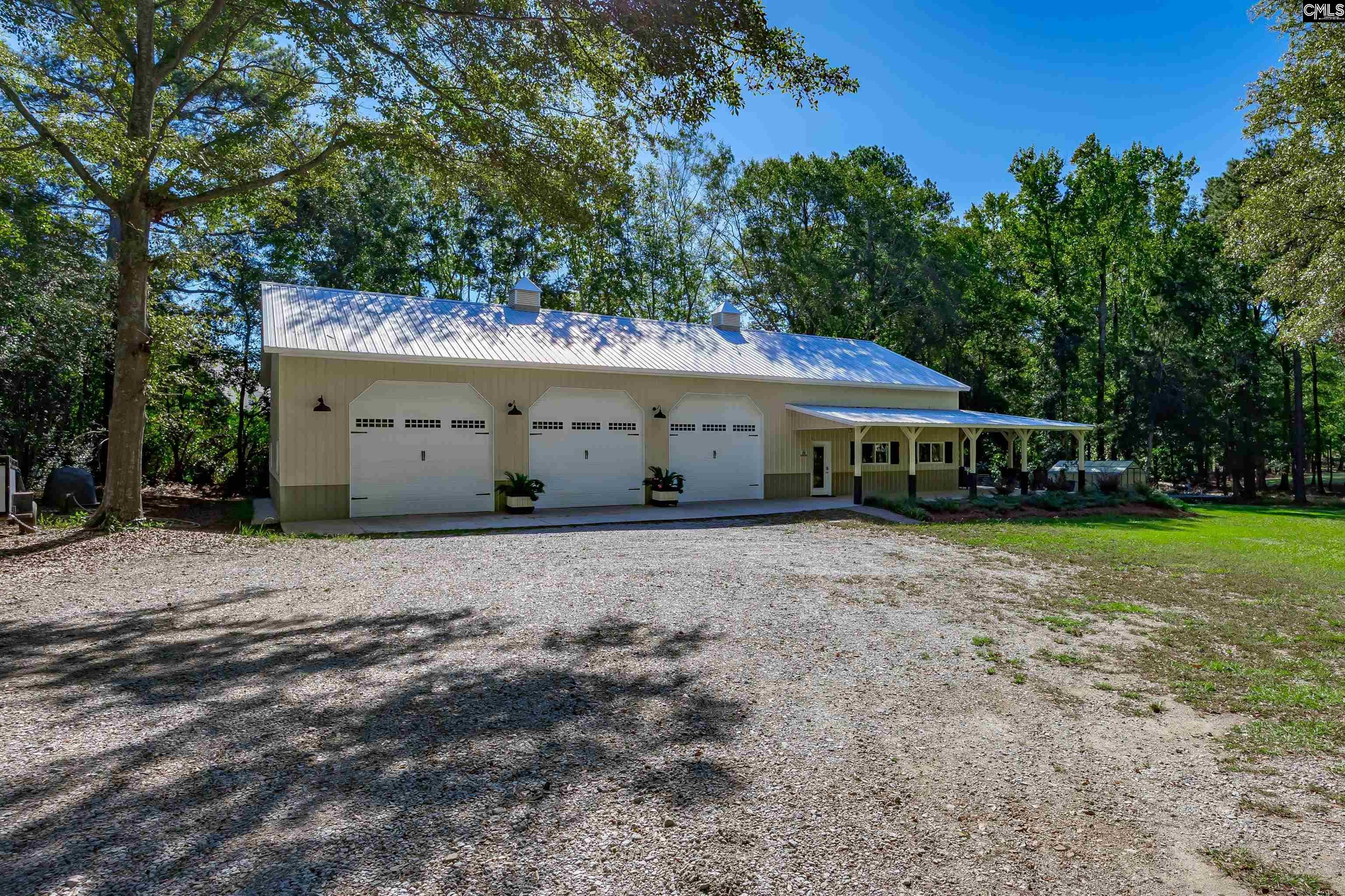 2468 N Lake Drive — photo