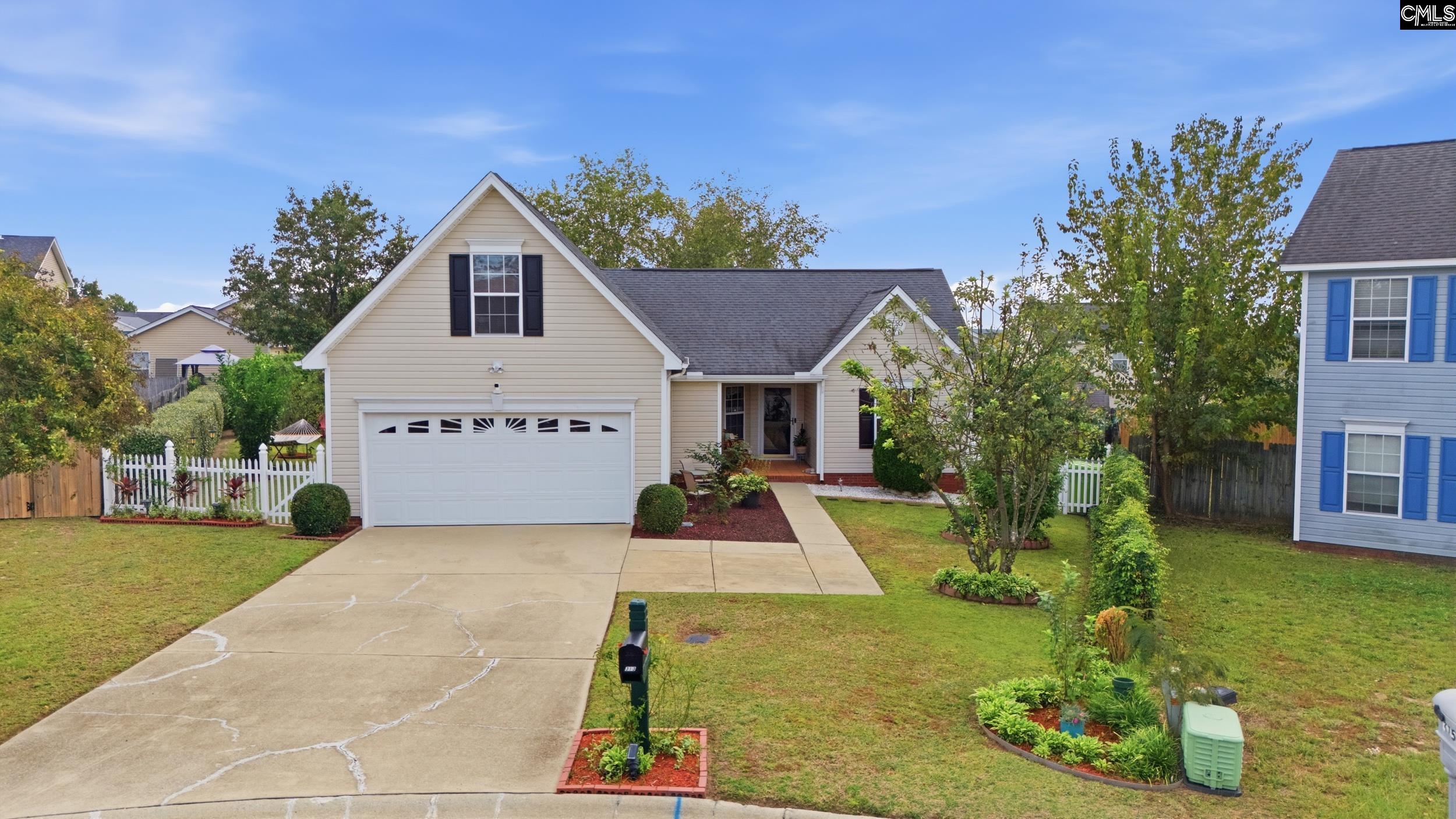 313 Blue Heron Road — photo