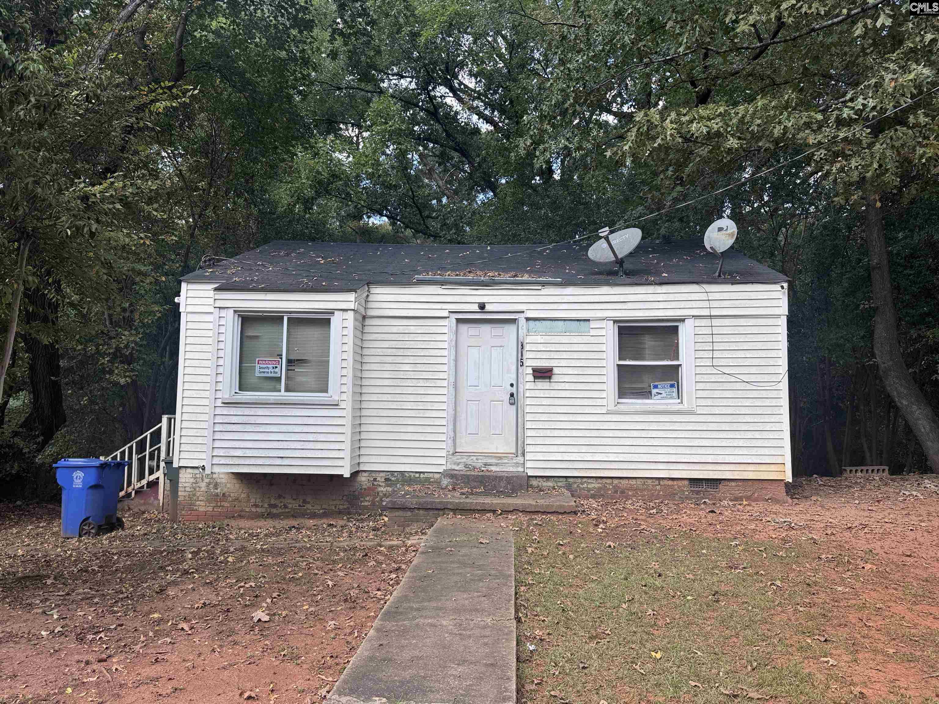 315 Pineneedle Road — photo